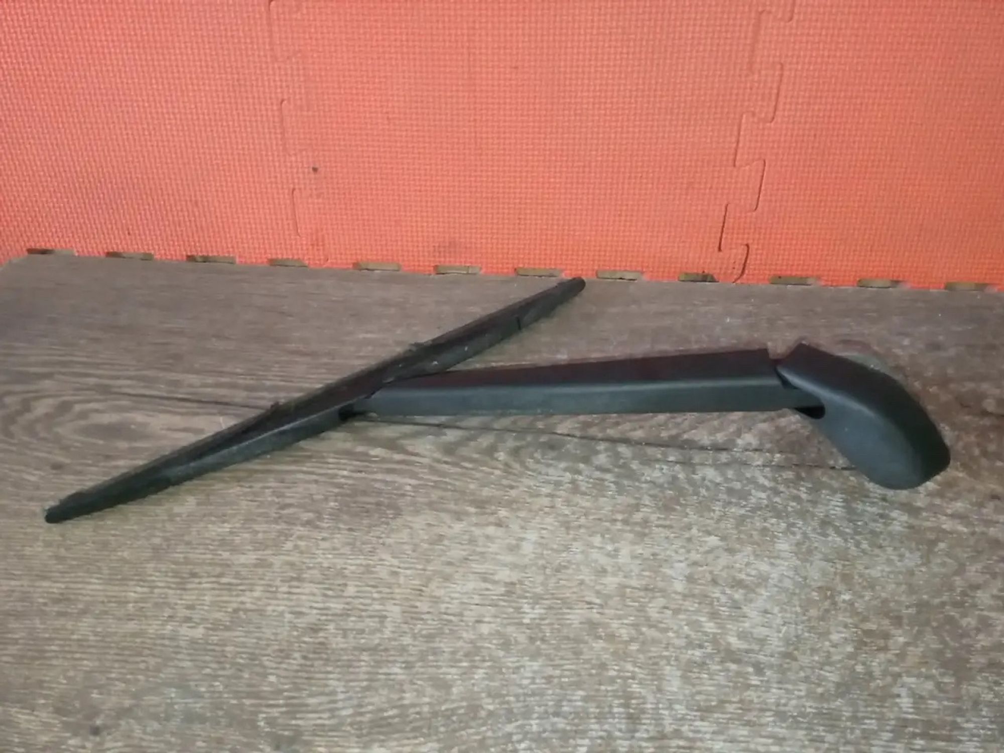 https://ycs.partsauto.market/partsauto-images/thmbs/userImages/a486c87f8955b6e25f9185efee619899/part/ba5b8779-79fc-4611-a409-78c2084d31b2_1778603433505.jpg
