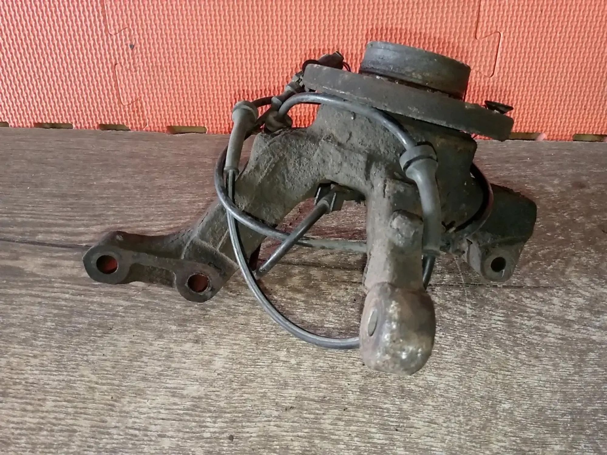 https://ycs.partsauto.market/partsauto-images/thmbs/userImages/a486c87f8955b6e25f9185efee619899/part/ba887905-afe9-4479-a8c4-115ea15b0c65_1779793363367.jpg