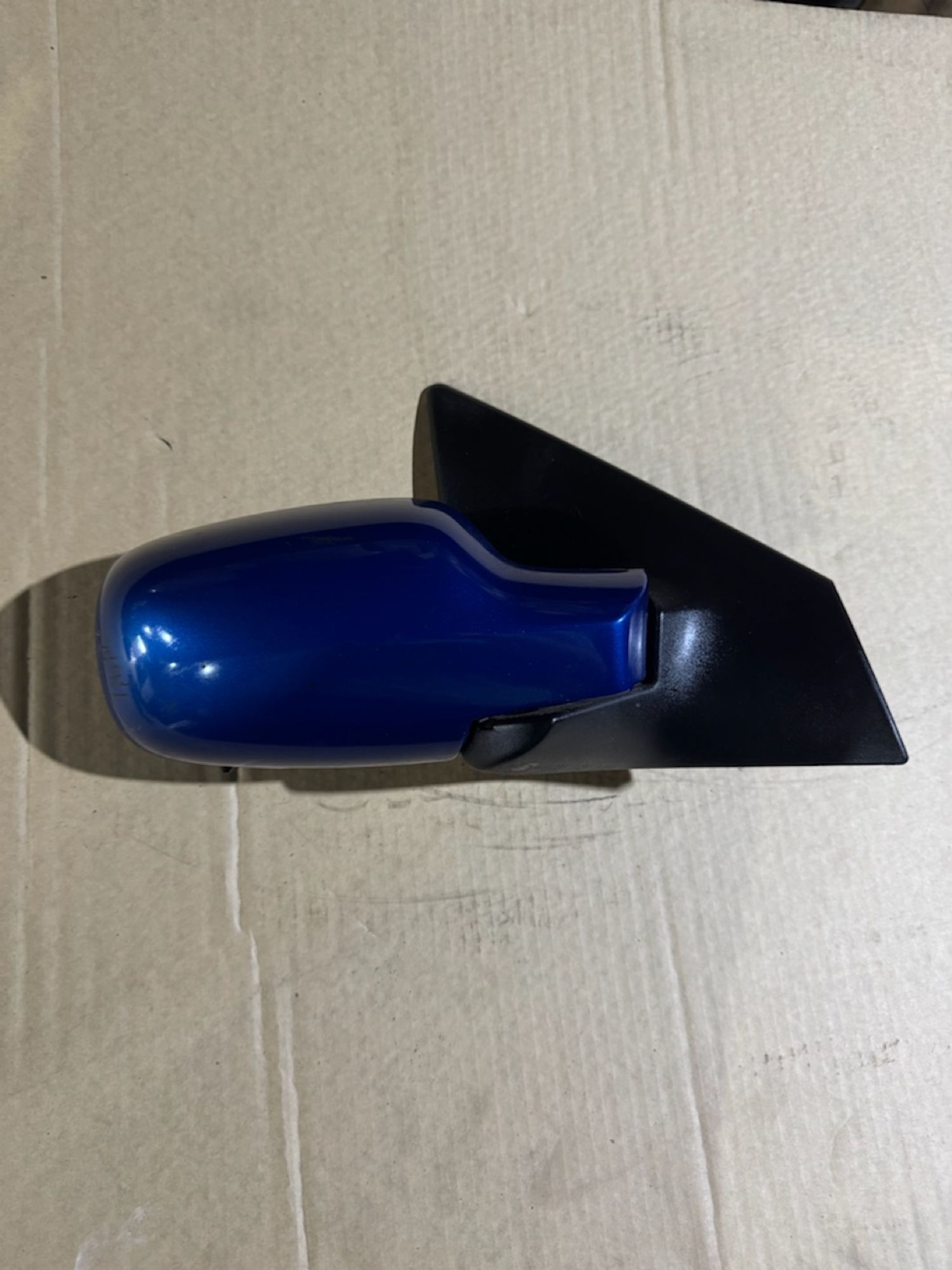 https://ycs.partsauto.market/partsauto-images/thmbs/userImages/a486c87f8955b6e25f9185efee619899/part/bbf0bfa2-001e-4411-8f59-9498492abfd3_1784056663842.jpg