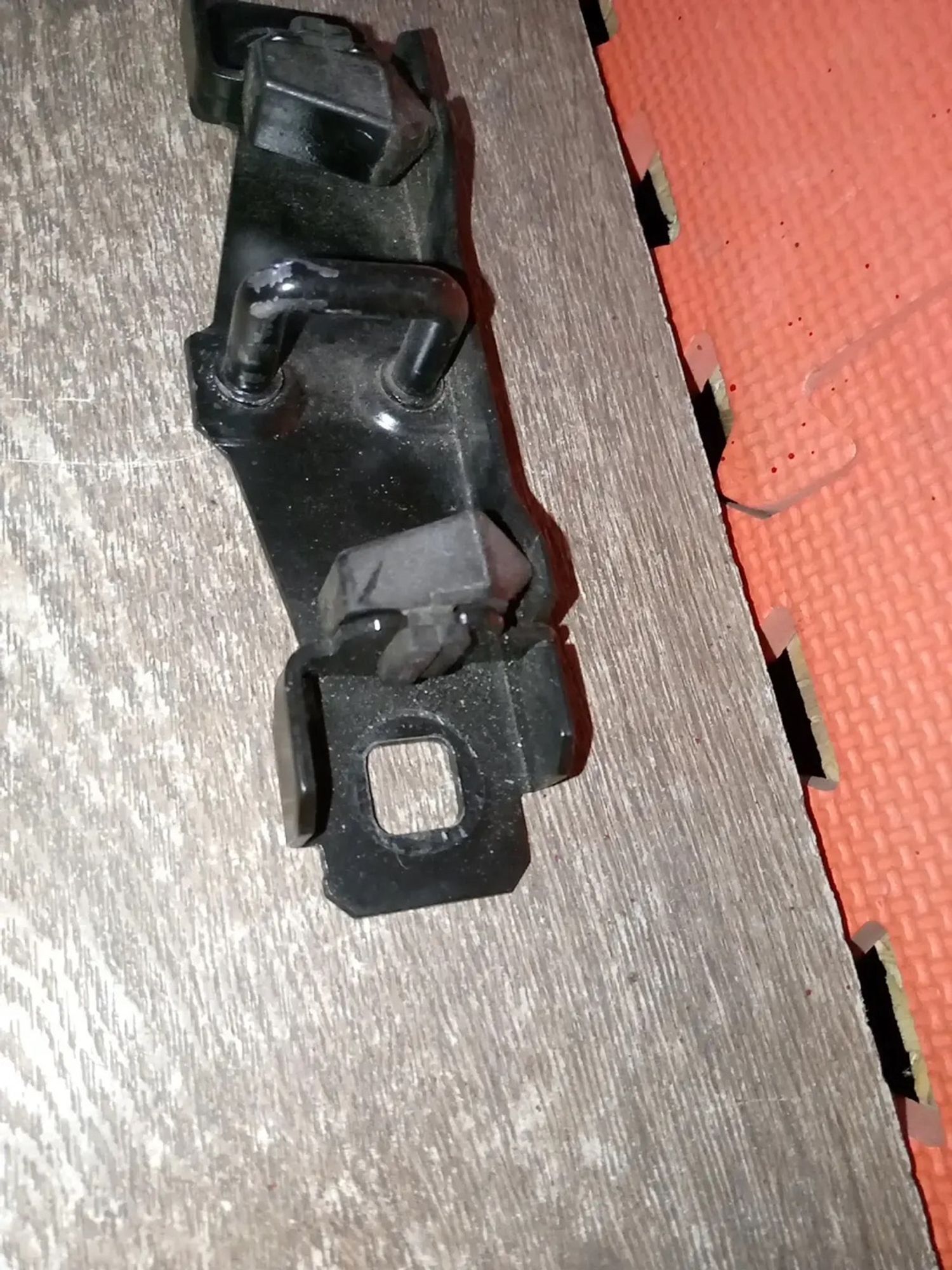 https://ycs.partsauto.market/partsauto-images/thmbs/userImages/a486c87f8955b6e25f9185efee619899/part/bc616800-39a0-4b40-a2ef-502c5fd36773_1778608909310.jpg