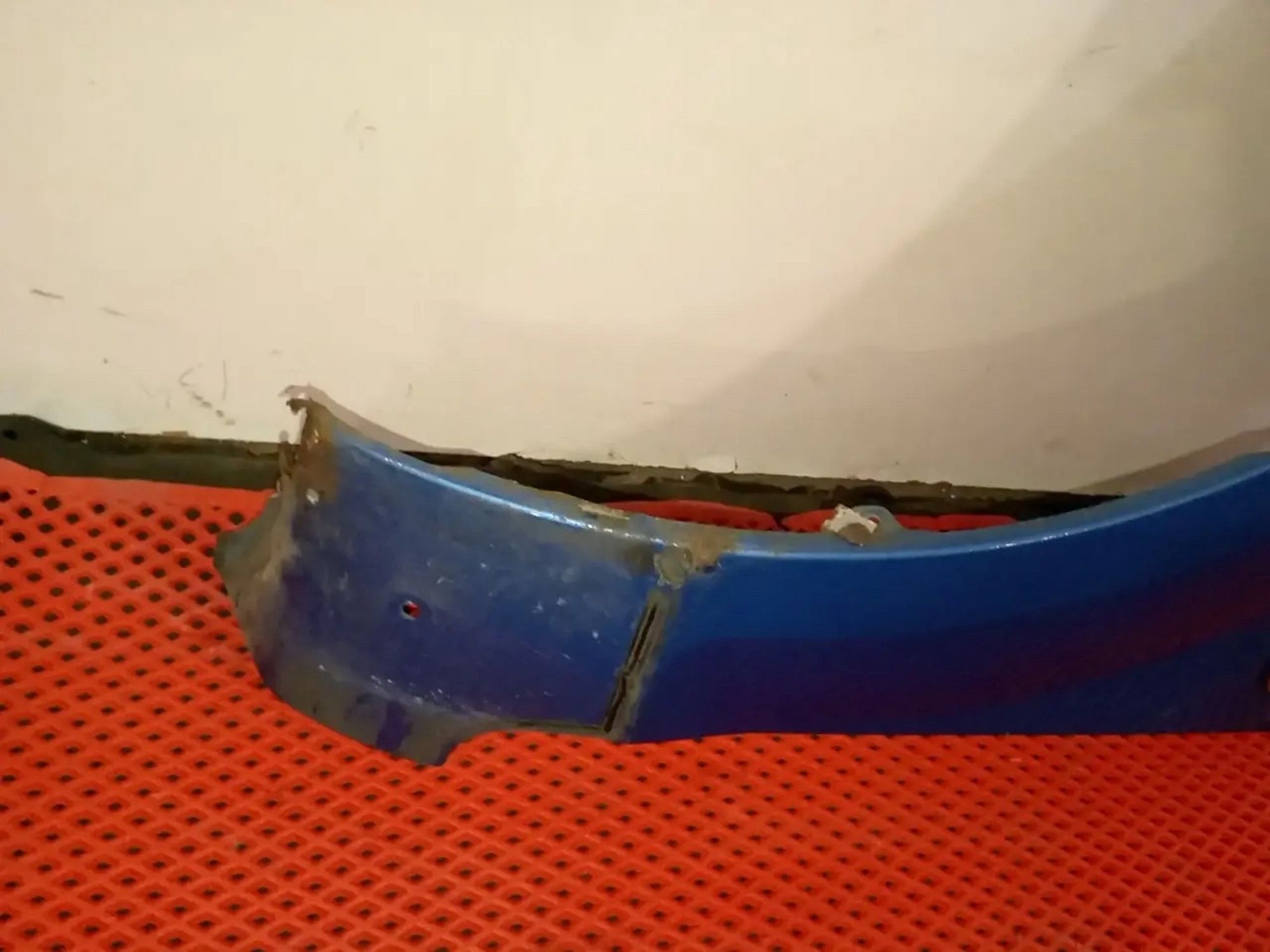 https://ycs.partsauto.market/partsauto-images/thmbs/userImages/a486c87f8955b6e25f9185efee619899/part/bdb8e9ce-8ef2-47dd-ad11-2280622bb9d0_1779344175413.jpg