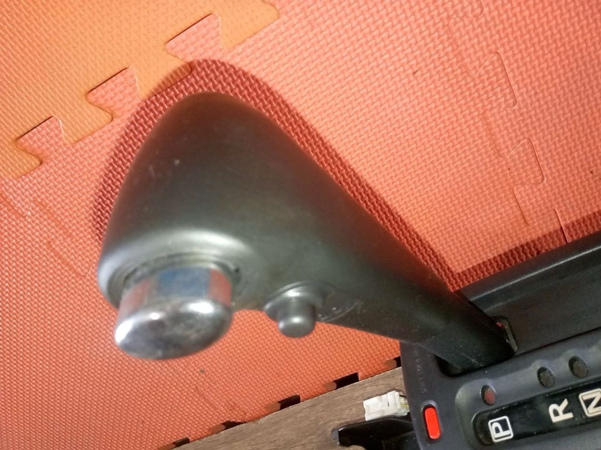 https://ycs.partsauto.market/partsauto-images/thmbs/userImages/a486c87f8955b6e25f9185efee619899/part/bdeb91a2-5bcd-407f-938d-06d4880f08e6_1775855441441.jpg
