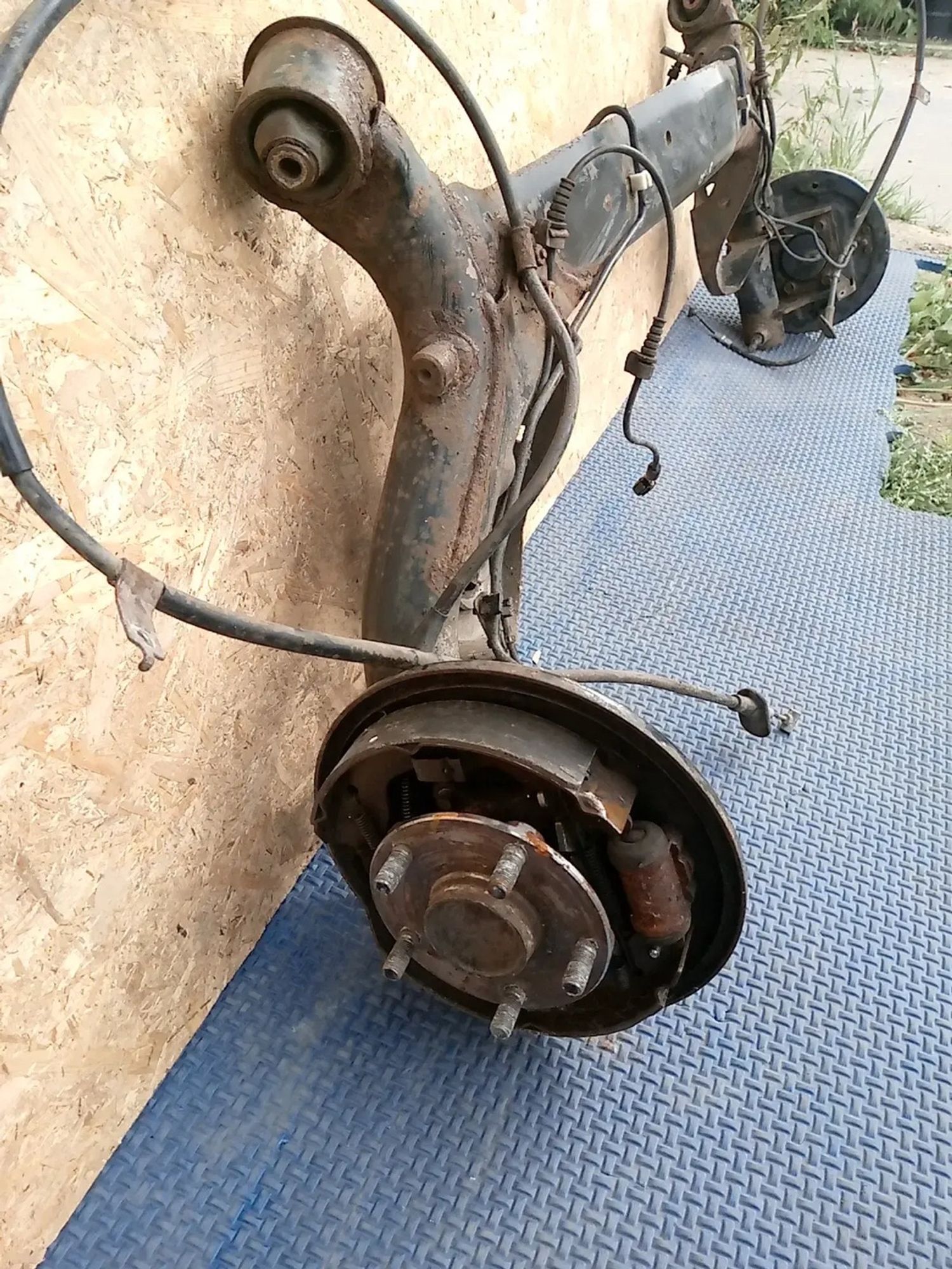https://ycs.partsauto.market/partsauto-images/thmbs/userImages/a486c87f8955b6e25f9185efee619899/part/be184595-41f8-4ae5-9f31-f5e81ece3ebb_1785441520450.jpg