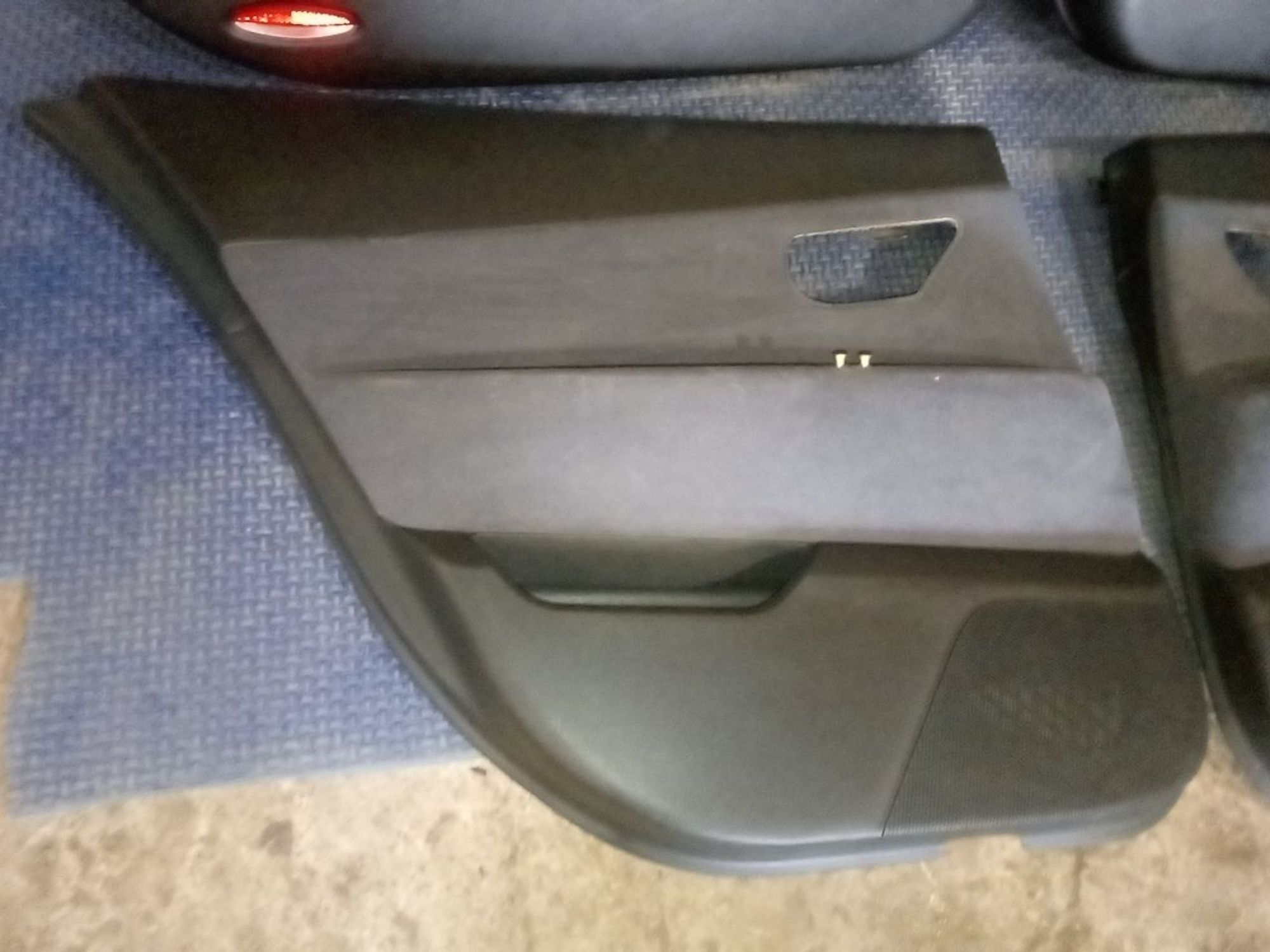 https://ycs.partsauto.market/partsauto-images/thmbs/userImages/a486c87f8955b6e25f9185efee619899/part/be77c2f6-8239-444f-9125-8d5674ded154_1775917538322.jpg