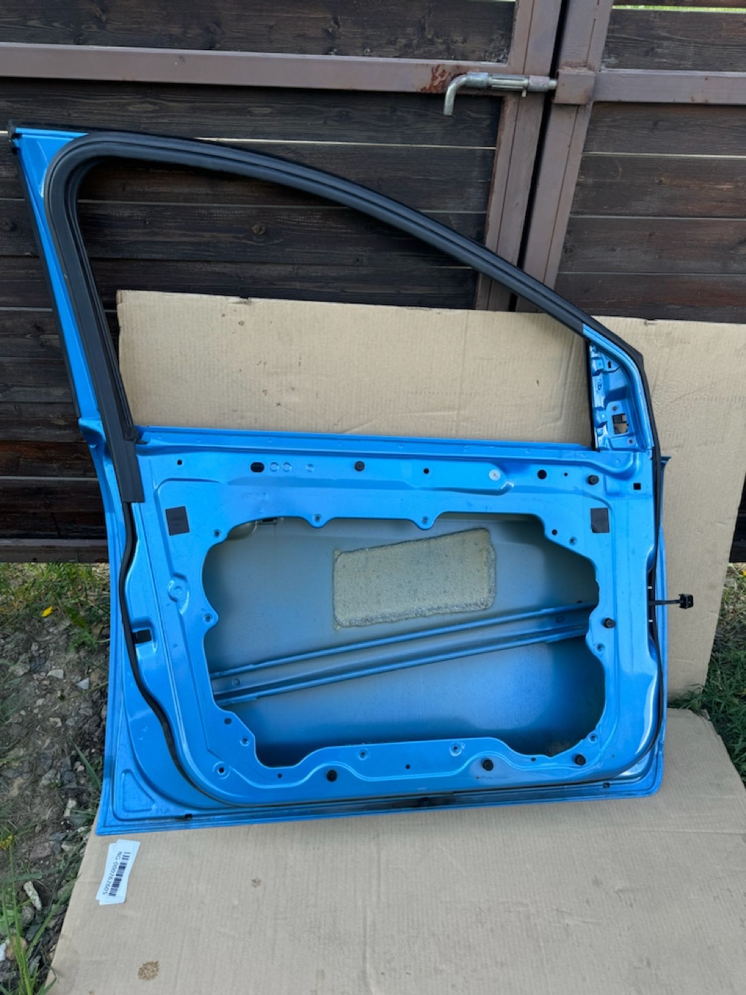 https://ycs.partsauto.market/partsauto-images/thmbs/userImages/a486c87f8955b6e25f9185efee619899/part/bf337686-3f89-4e3a-803f-a589dd872635_1779344378378.jpg