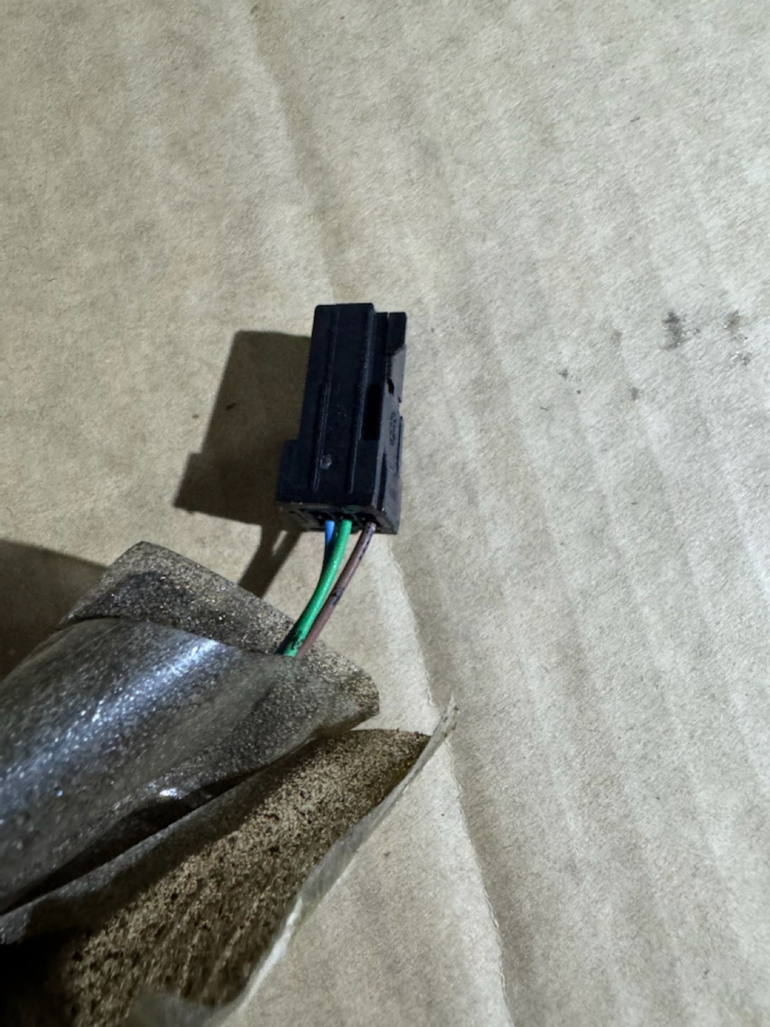 https://ycs.partsauto.market/partsauto-images/thmbs/userImages/a486c87f8955b6e25f9185efee619899/part/bfaf7980-fbe0-4ef1-aab2-bcd3722d0c41_1784055416209.jpg