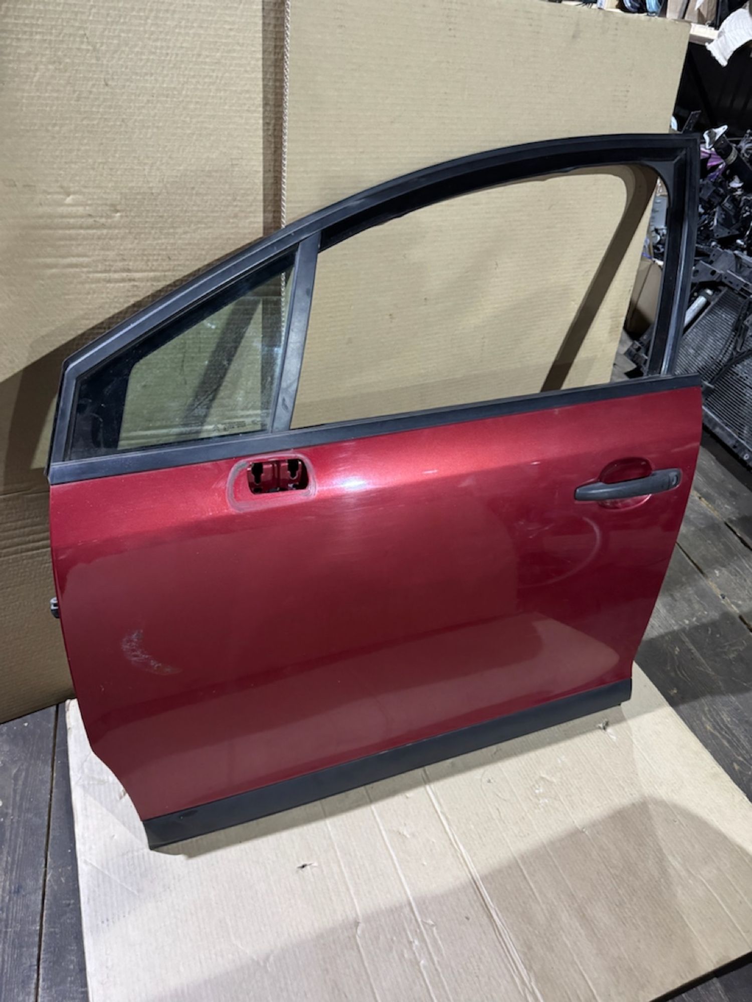 https://ycs.partsauto.market/partsauto-images/thmbs/userImages/a486c87f8955b6e25f9185efee619899/part/c0bd37fd-84a9-4c29-a831-8e4fcddde0ae_1783541940225.jpg