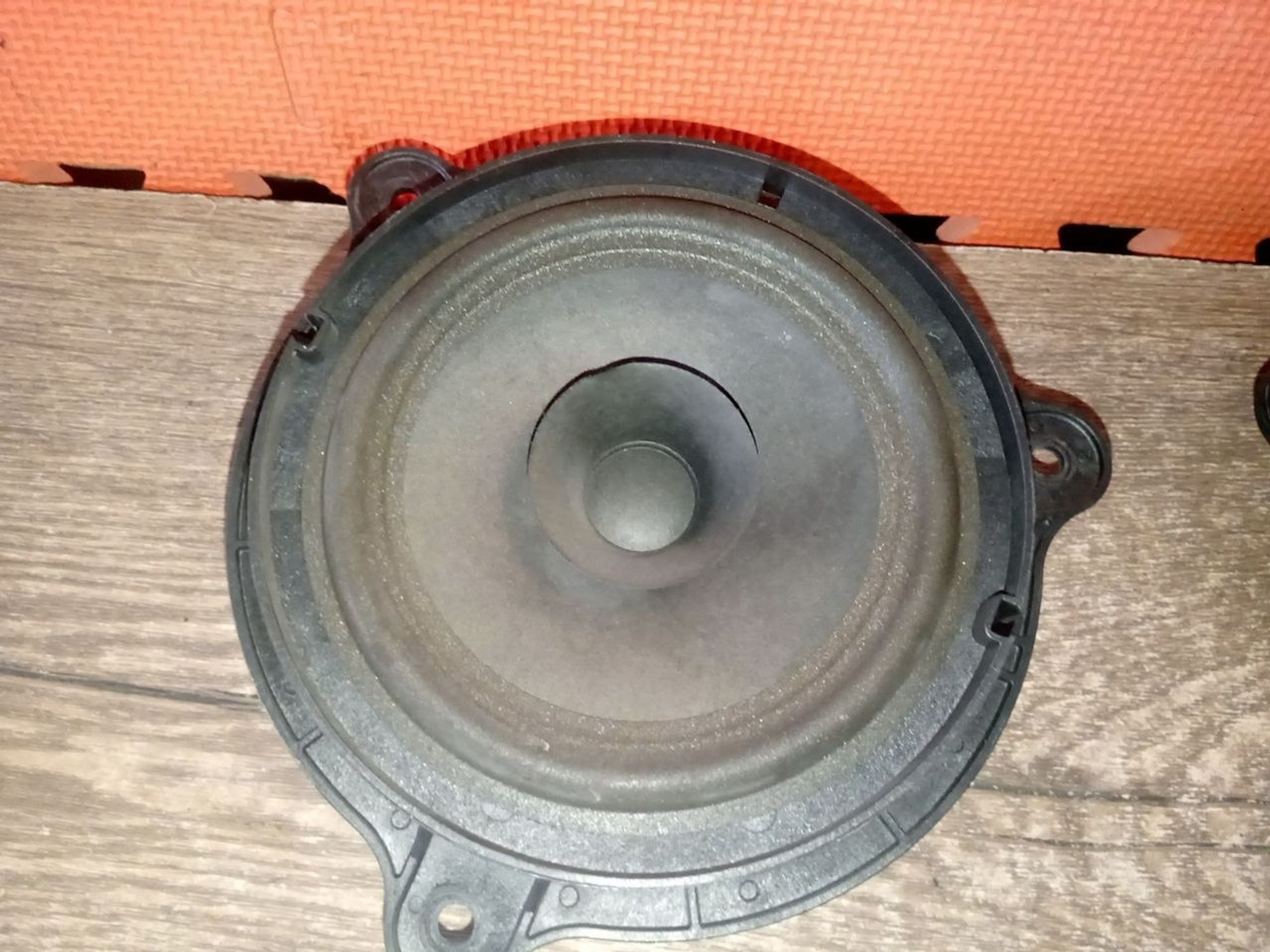https://ycs.partsauto.market/partsauto-images/thmbs/userImages/a486c87f8955b6e25f9185efee619899/part/c11968dd-f067-4d6a-b9e6-42ffce3464fe_1775856974428.jpg