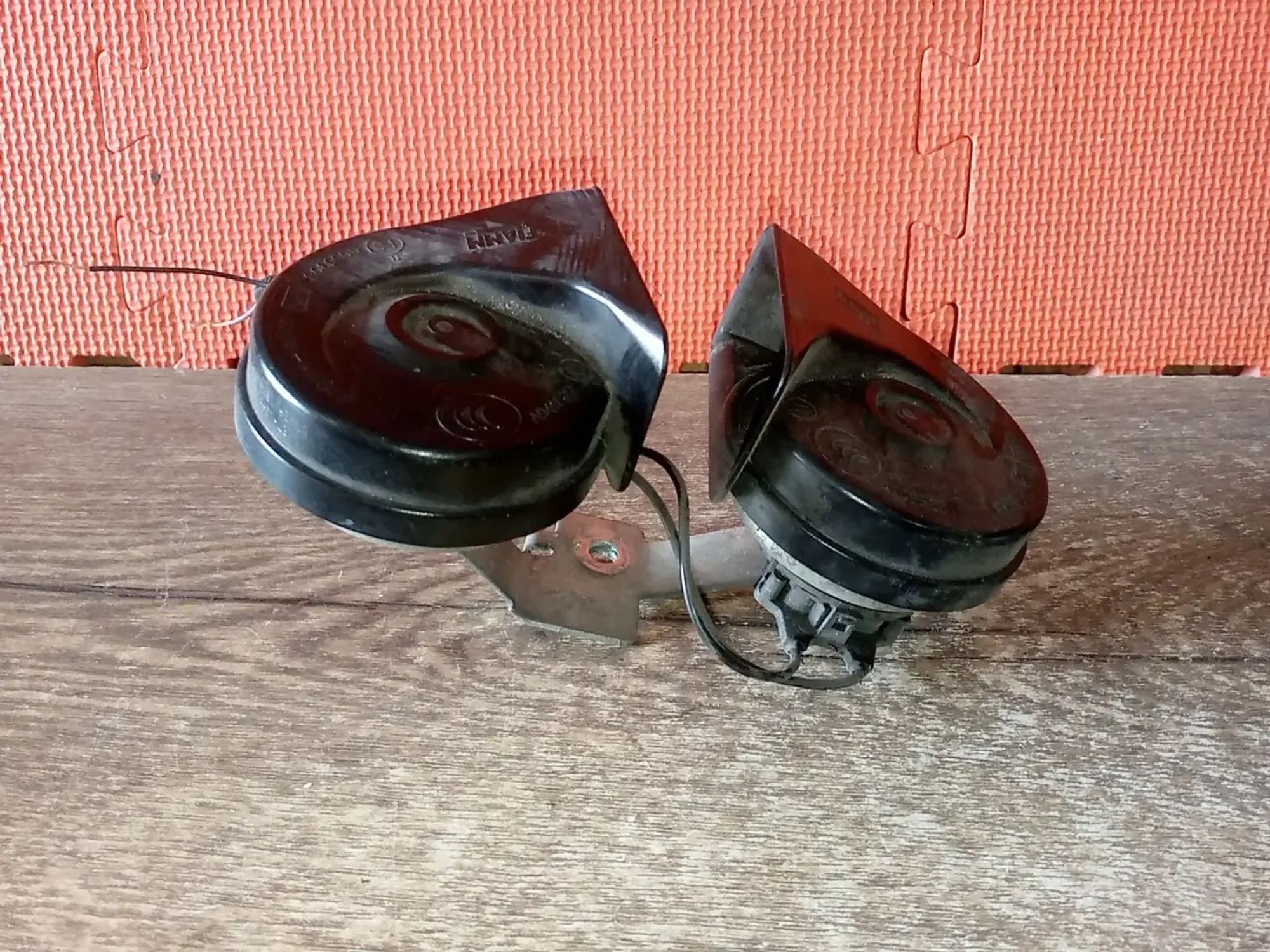 https://ycs.partsauto.market/partsauto-images/thmbs/userImages/a486c87f8955b6e25f9185efee619899/part/c1825b61-9911-43a0-a4aa-97141e50d4a2_1779793071090.jpg