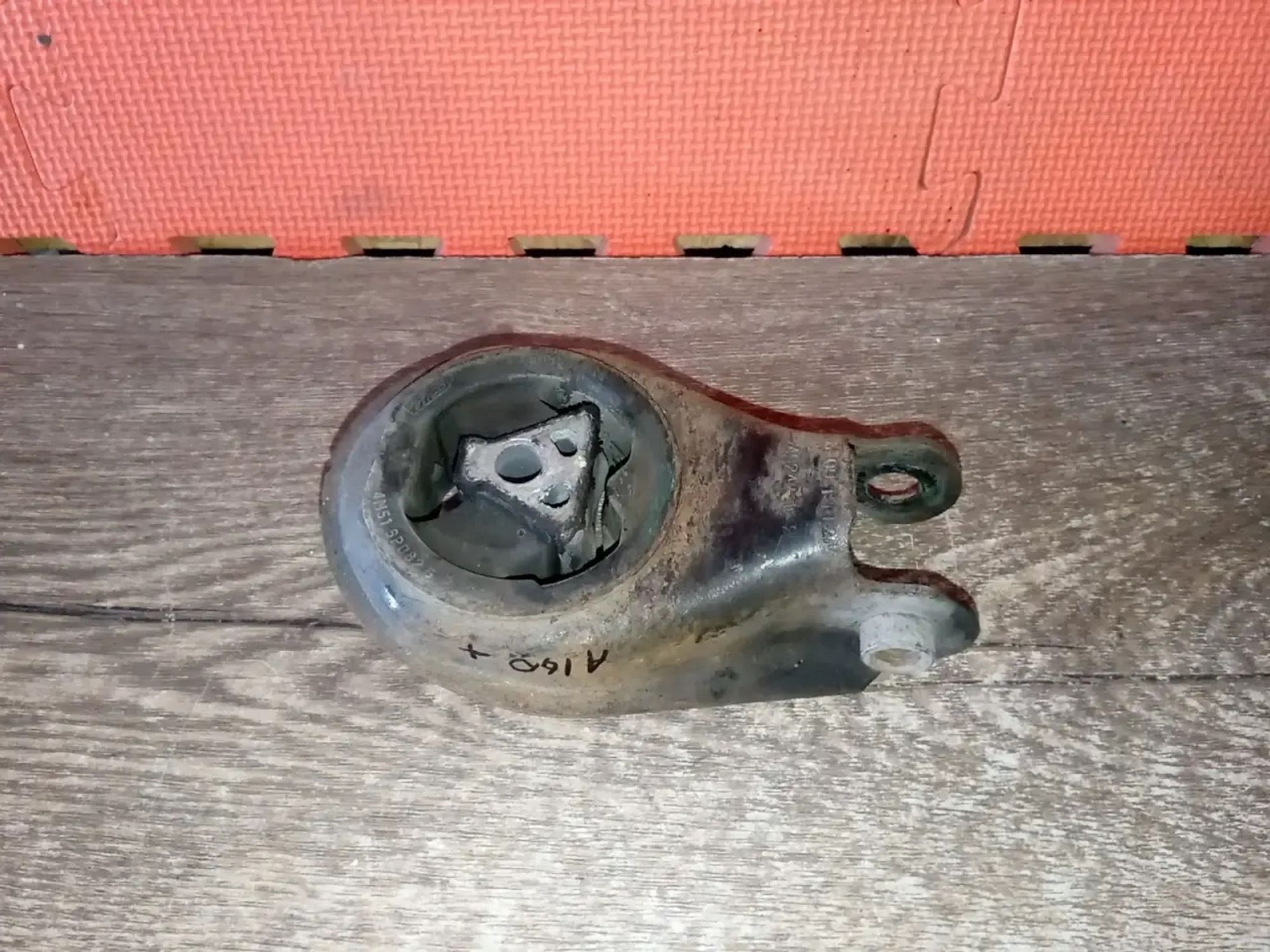 https://ycs.partsauto.market/partsauto-images/thmbs/userImages/a486c87f8955b6e25f9185efee619899/part/c247eaf8-92ff-4c40-b058-bcc775a63f1c_1779793140666.jpg
