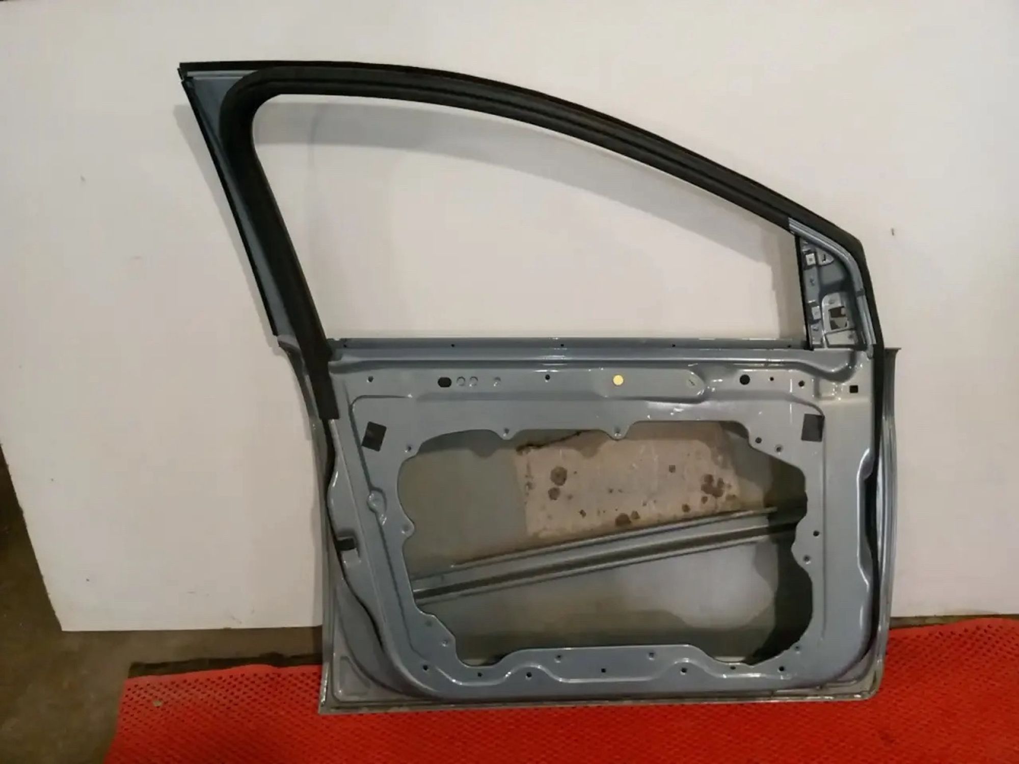 https://ycs.partsauto.market/partsauto-images/thmbs/userImages/a486c87f8955b6e25f9185efee619899/part/c4558114-9fd1-43c5-8e7a-249fc4823145_1778653231663.jpg