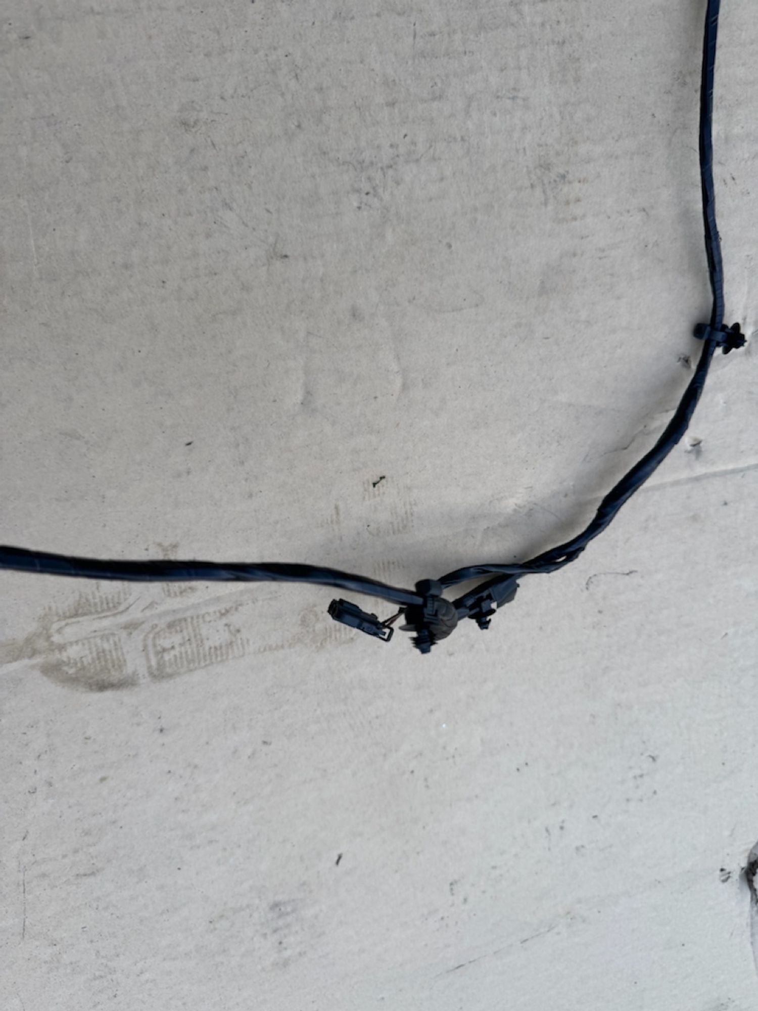 https://ycs.partsauto.market/partsauto-images/thmbs/userImages/a486c87f8955b6e25f9185efee619899/part/c5123f8b-d270-4f69-bb2e-e41b9cd5c0ca_1786342906438.jpg