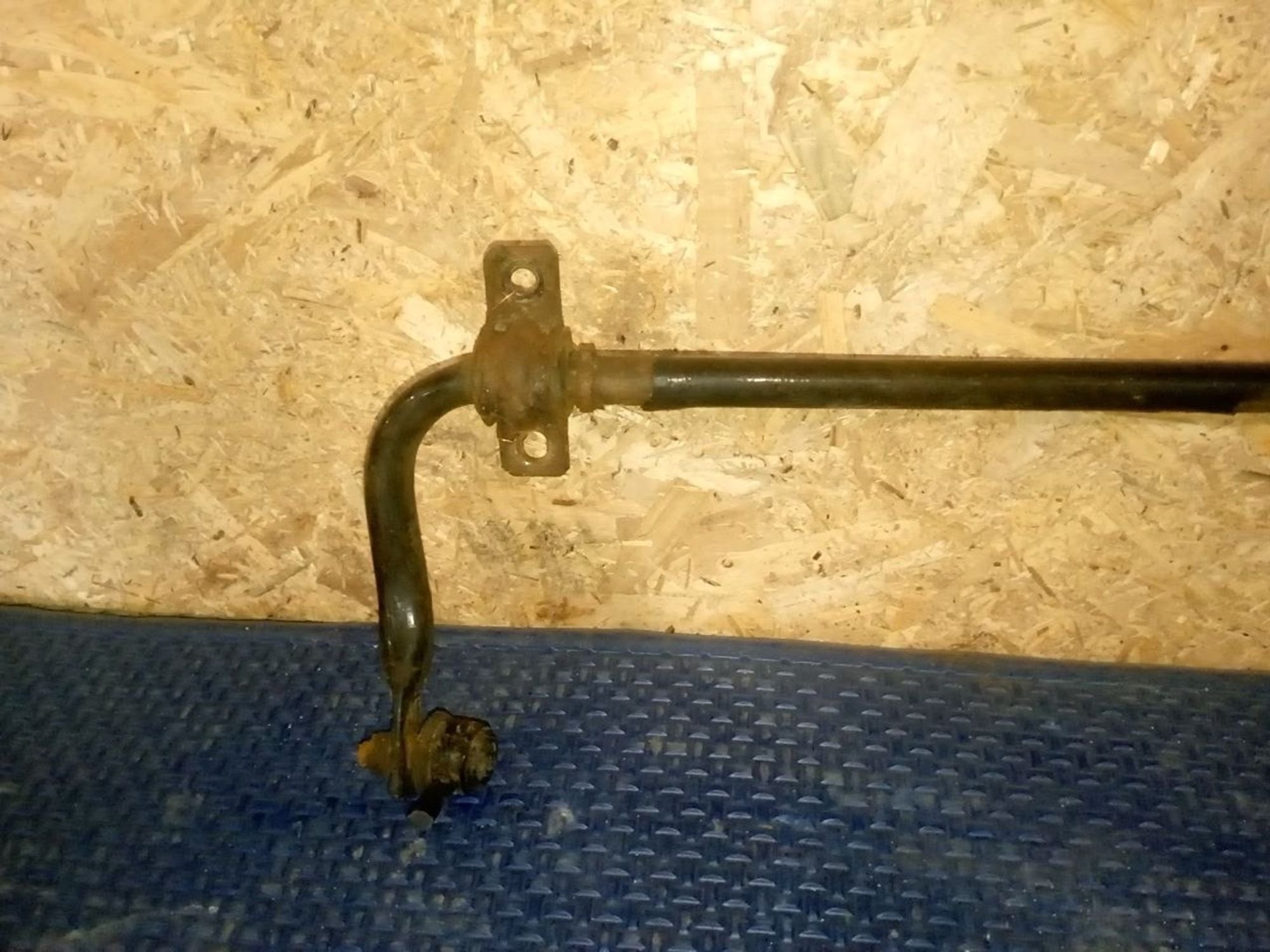 https://ycs.partsauto.market/partsauto-images/thmbs/userImages/a486c87f8955b6e25f9185efee619899/part/c7616ad4-35fc-4f7d-b864-7531b6ce5fdb_1775856305745.jpg