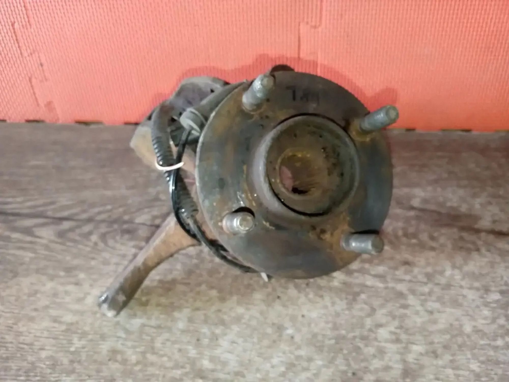 https://ycs.partsauto.market/partsauto-images/thmbs/userImages/a486c87f8955b6e25f9185efee619899/part/c82c2201-f593-4beb-999f-429bc00bf298_1775854660189.jpg