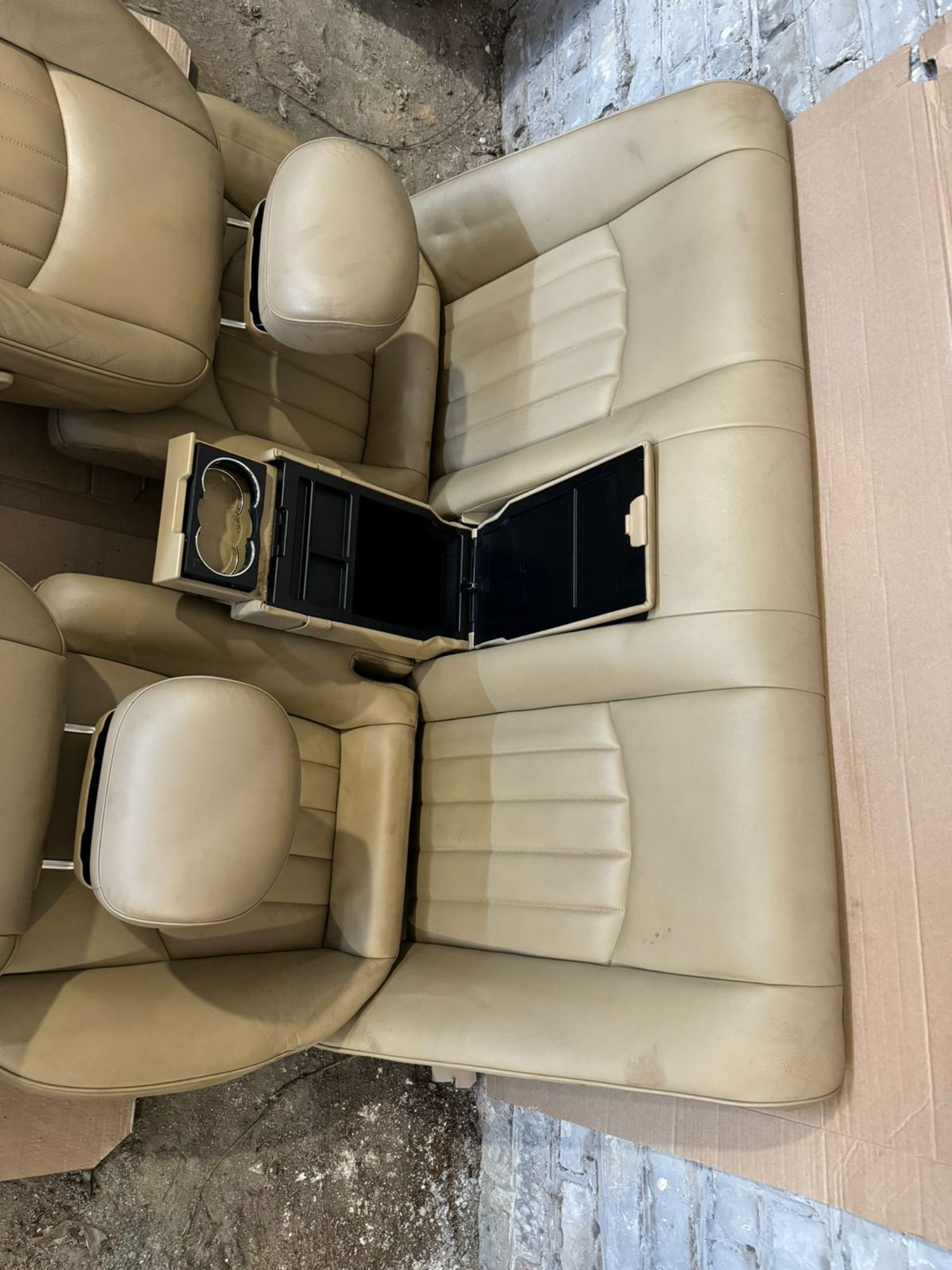 https://ycs.partsauto.market/partsauto-images/thmbs/userImages/a486c87f8955b6e25f9185efee619899/part/c832f0f3-b44b-4921-b610-3497beb8536b_1784115747991.jpg