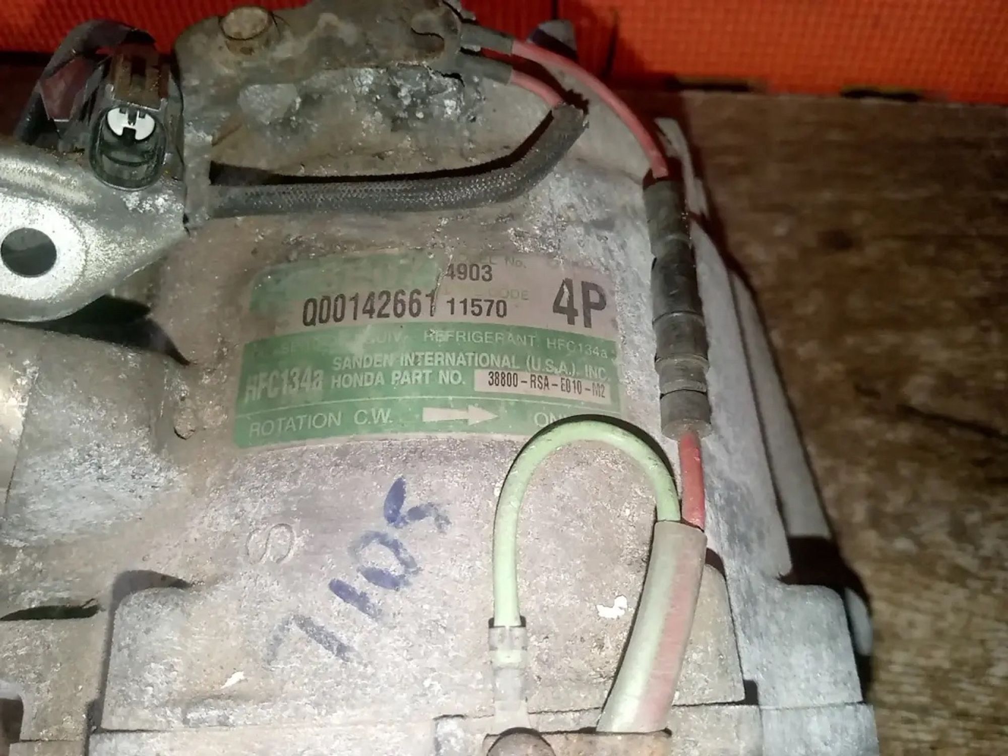 https://ycs.partsauto.market/partsauto-images/thmbs/userImages/a486c87f8955b6e25f9185efee619899/part/c946ffe1-bcde-4b92-a77d-d67ea9a9f75f_1775854259579.jpg