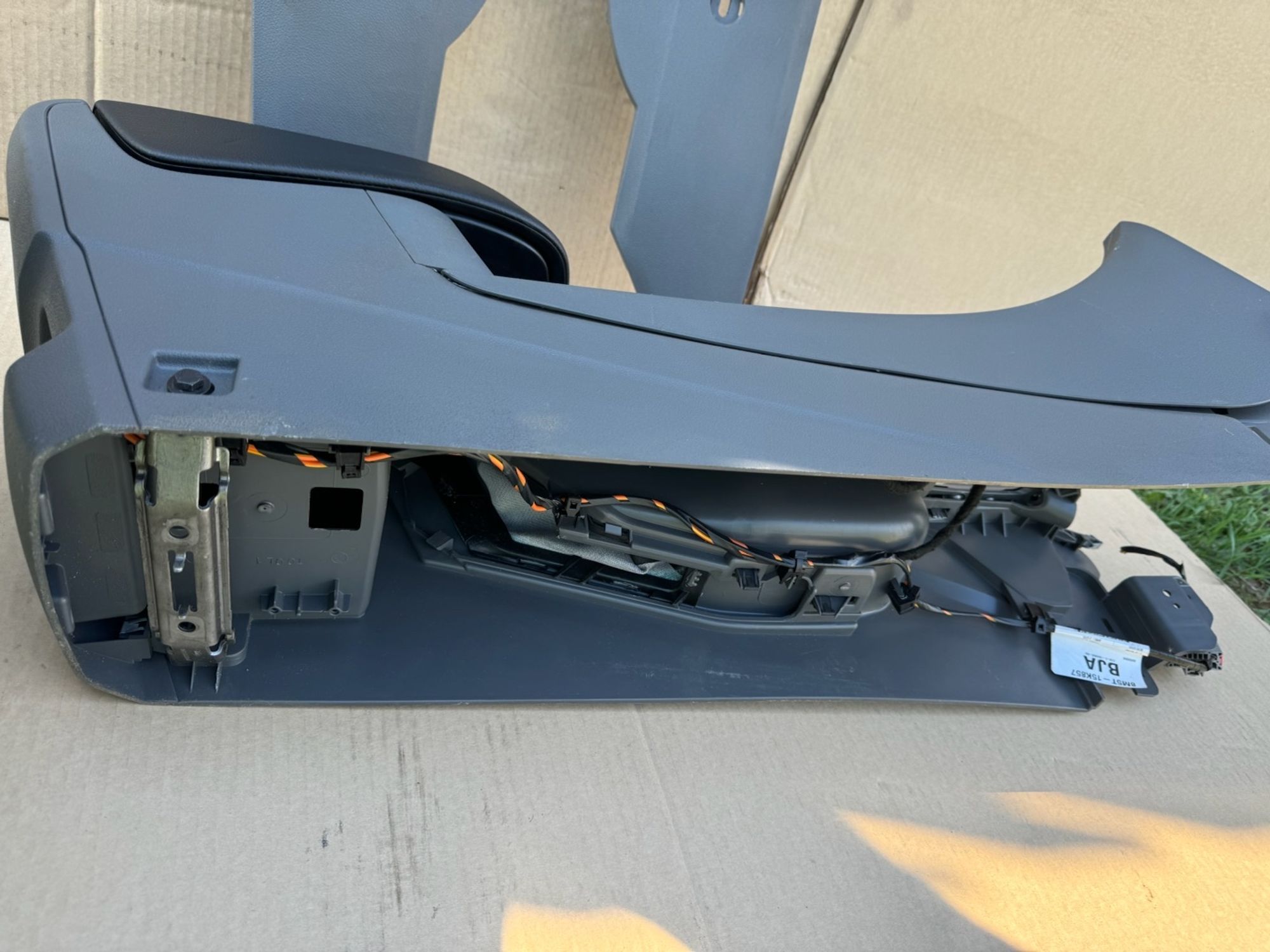 https://ycs.partsauto.market/partsauto-images/thmbs/userImages/a486c87f8955b6e25f9185efee619899/part/ca2eb077-5120-4d59-ae4f-25d3172ff57c_1779051678742.jpg