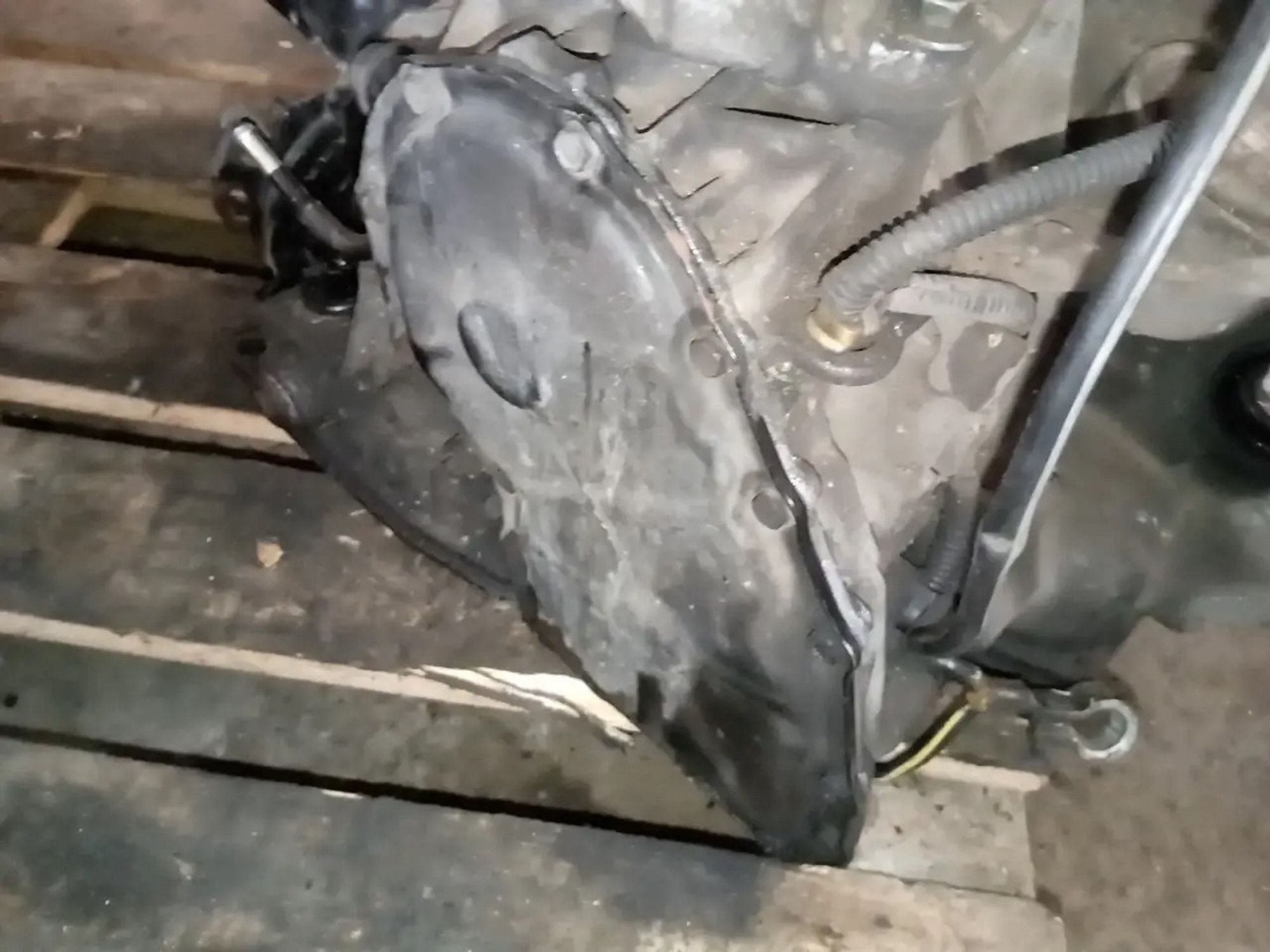 https://ycs.partsauto.market/partsauto-images/thmbs/userImages/a486c87f8955b6e25f9185efee619899/part/ca458020-3ae3-45a8-93f9-f869217584c3_1779786595341.jpg