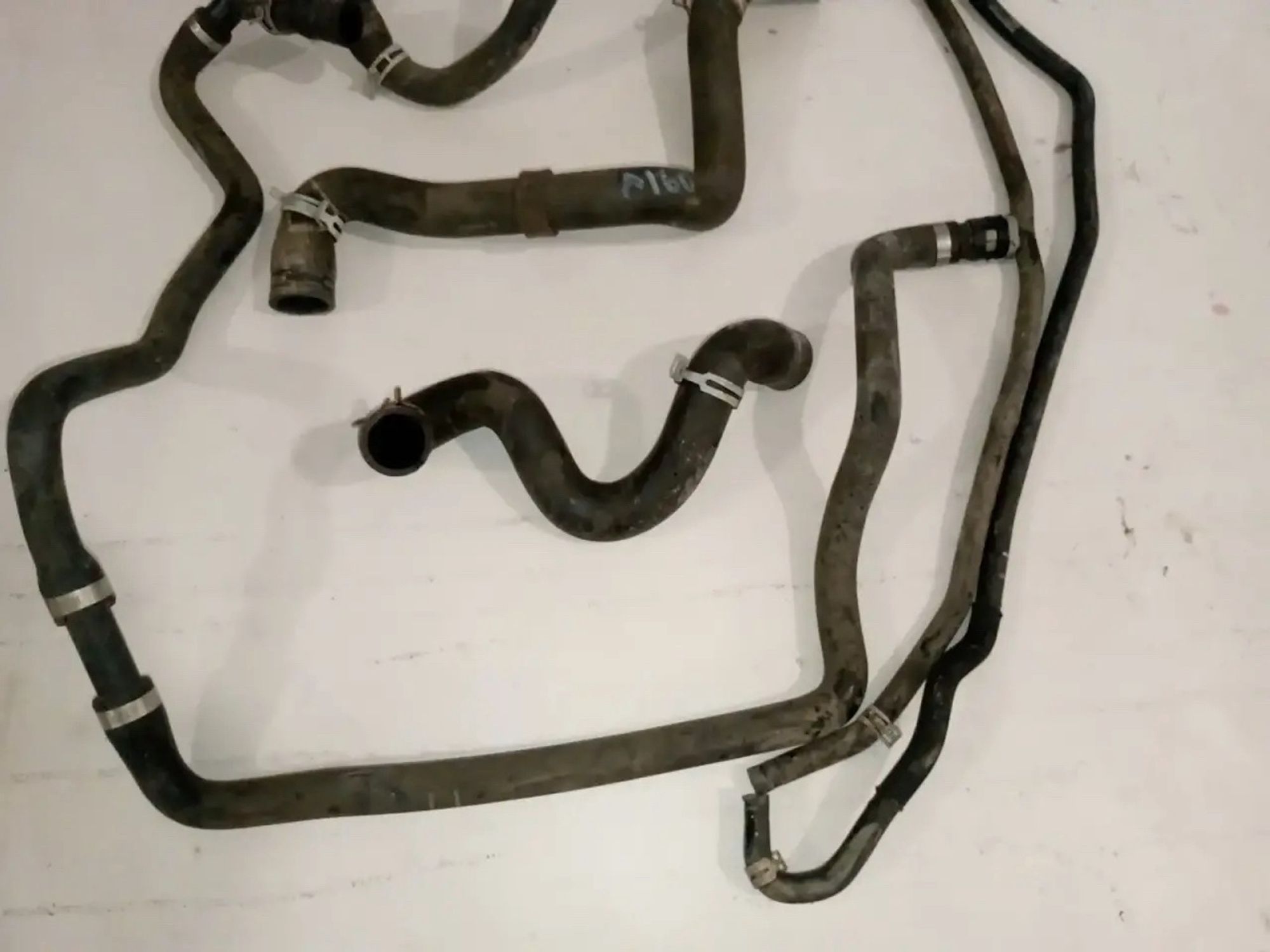 https://ycs.partsauto.market/partsauto-images/thmbs/userImages/a486c87f8955b6e25f9185efee619899/part/cafceaad-3927-42f7-aa32-8b1bab764245_1779344315842.jpg