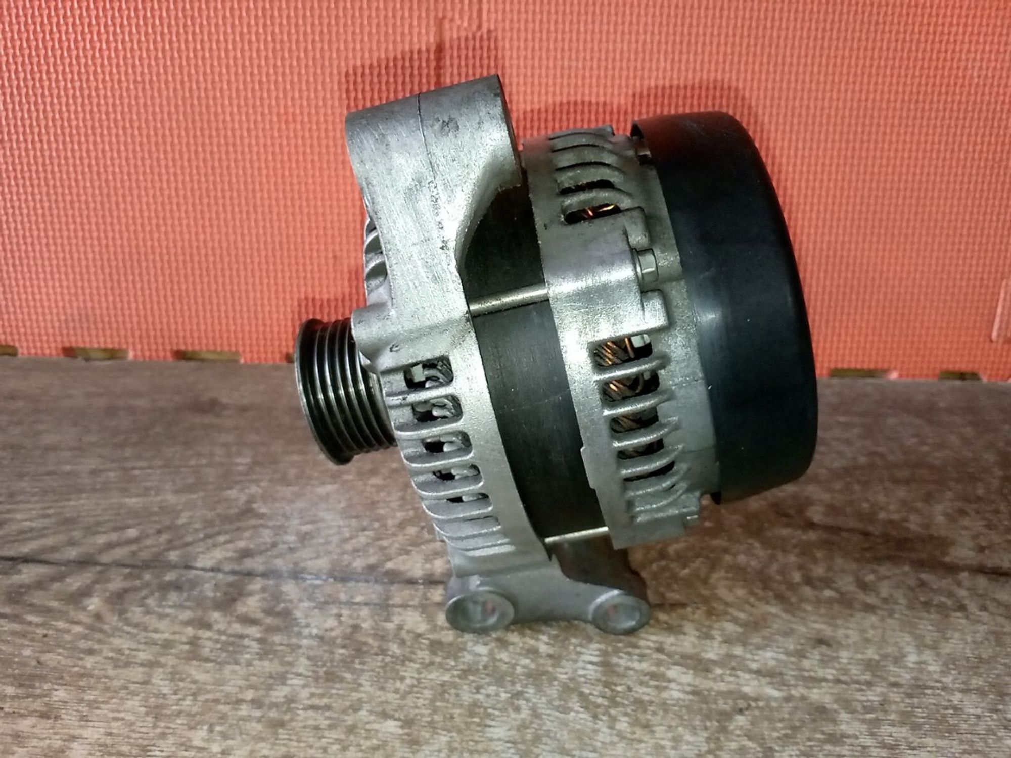 https://ycs.partsauto.market/partsauto-images/thmbs/userImages/a486c87f8955b6e25f9185efee619899/part/cdb8d34e-e921-4bf9-9076-b0e8bc8a1034_1782454544176.jpg