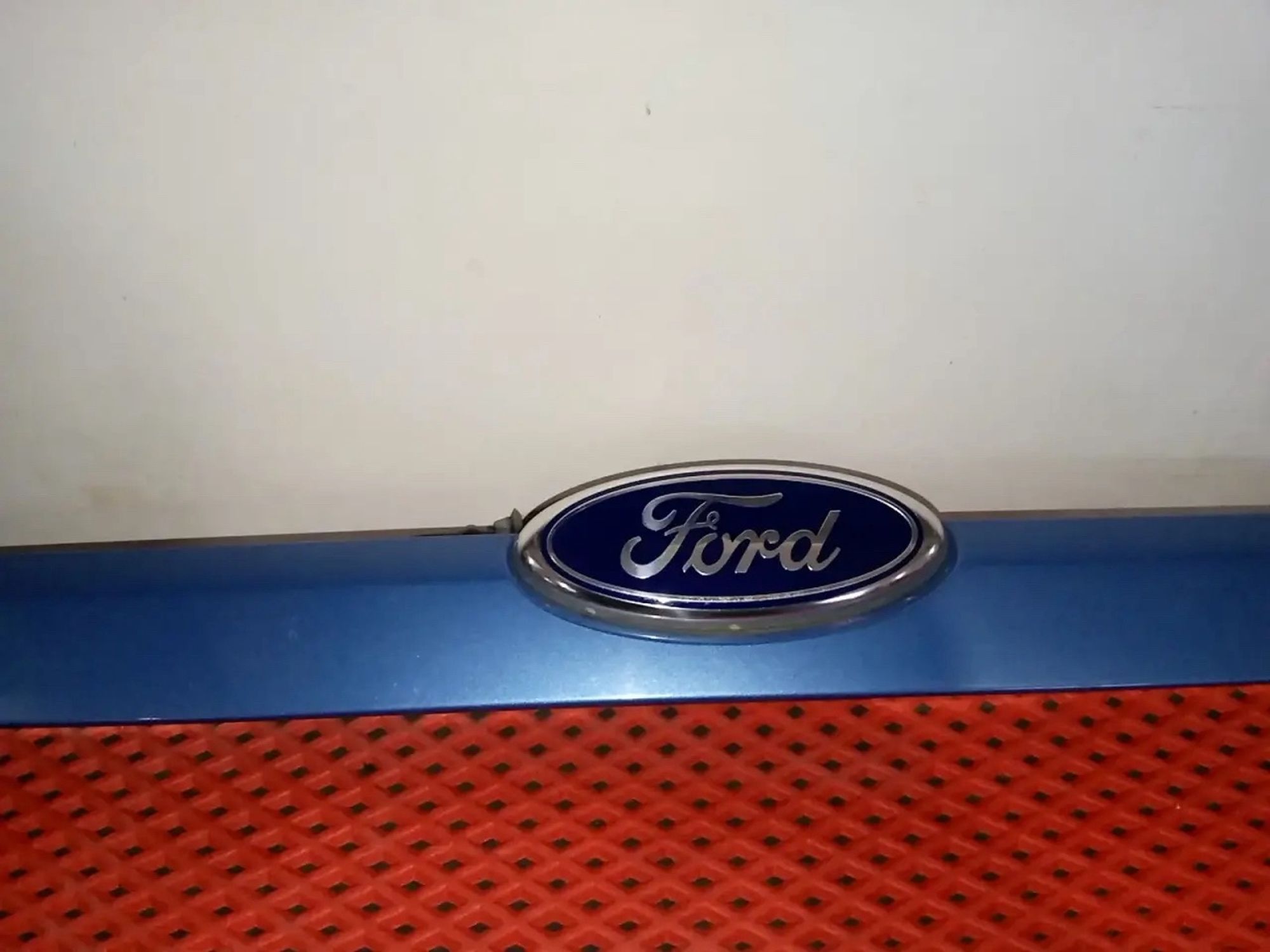 https://ycs.partsauto.market/partsauto-images/thmbs/userImages/a486c87f8955b6e25f9185efee619899/part/cfe3f5cd-2da6-4f46-813e-657ebee8597e_1778605174045.jpg