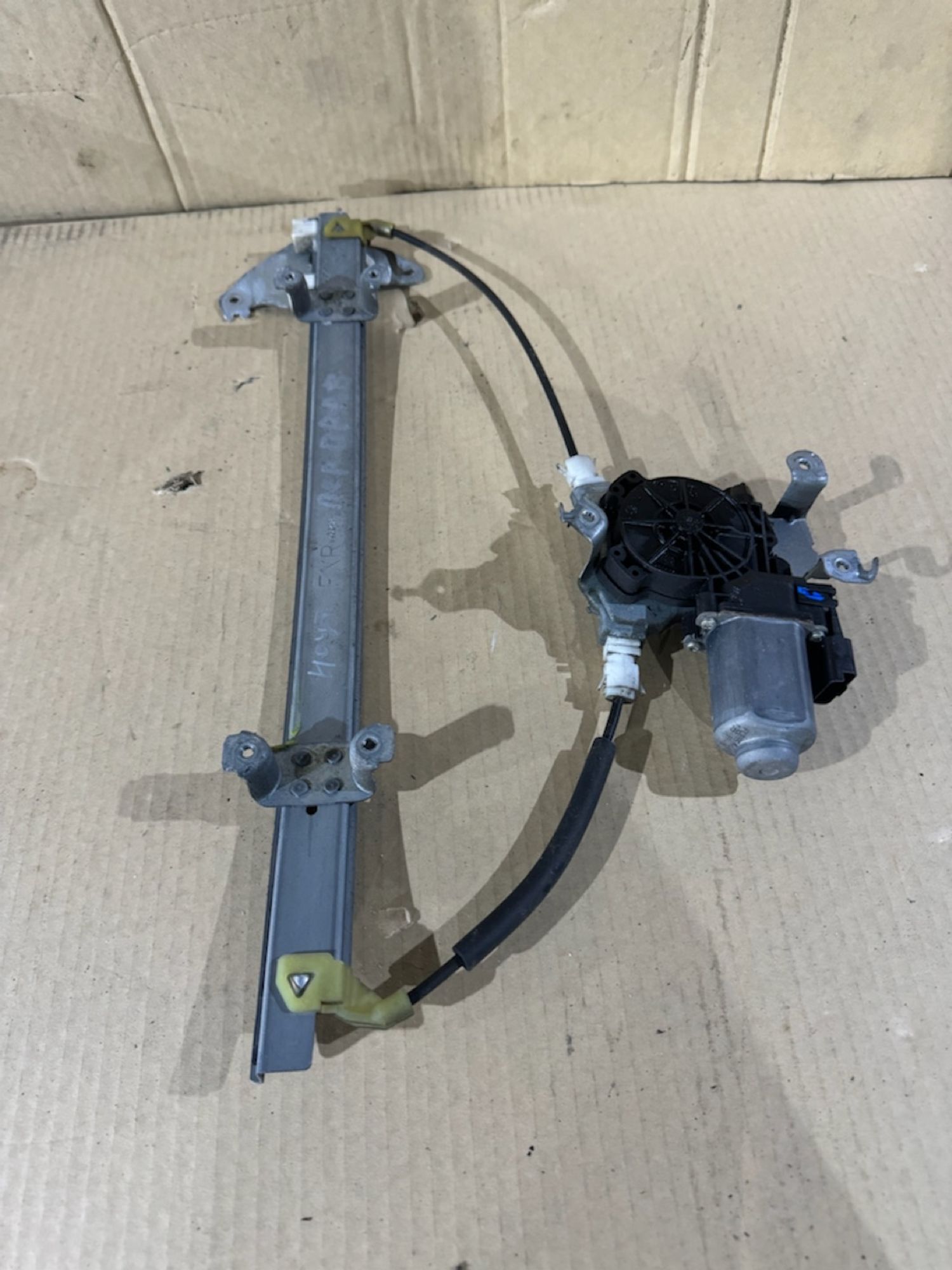 https://ycs.partsauto.market/partsauto-images/thmbs/userImages/a486c87f8955b6e25f9185efee619899/part/d15991a2-6cab-4783-a69f-306cd128515a_1779786078486.jpg