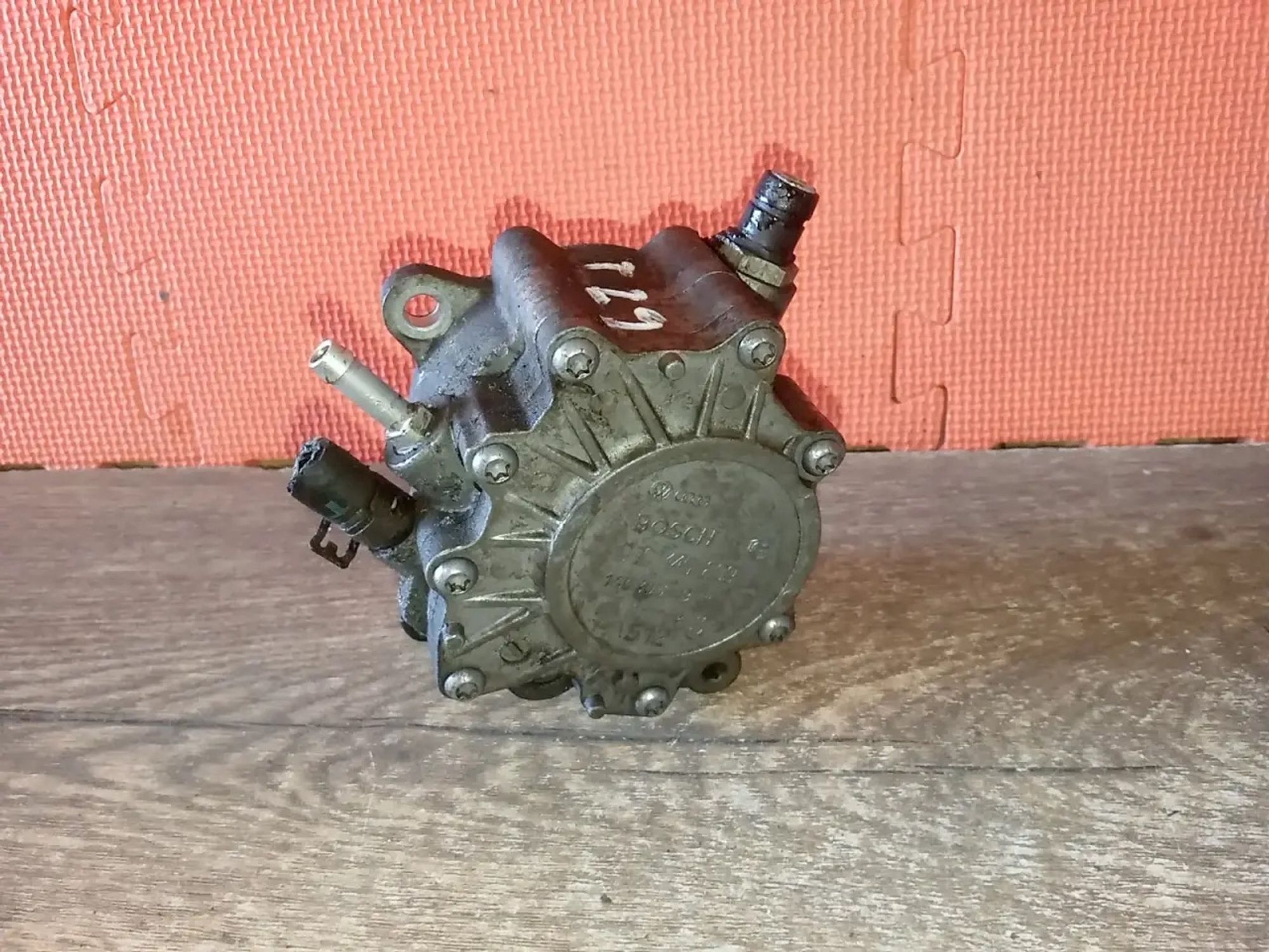 https://ycs.partsauto.market/partsauto-images/thmbs/userImages/a486c87f8955b6e25f9185efee619899/part/d258bdc6-6f40-44c5-8113-7b35390492b9_1775854694937.jpg