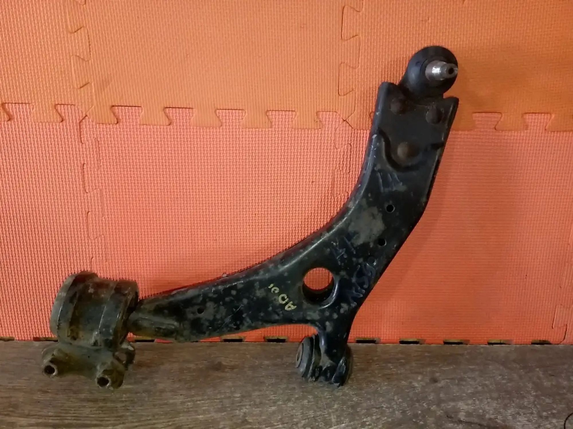 https://ycs.partsauto.market/partsauto-images/thmbs/userImages/a486c87f8955b6e25f9185efee619899/part/d2c26802-49db-4701-9021-2bef409500bf_1779793156481.jpg