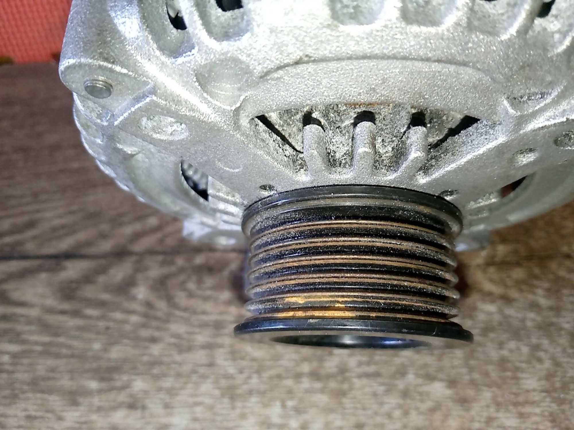 https://ycs.partsauto.market/partsauto-images/thmbs/userImages/a486c87f8955b6e25f9185efee619899/part/d2efa9ce-2334-4670-ab7a-e877310ec4a3_1782454461021.jpg