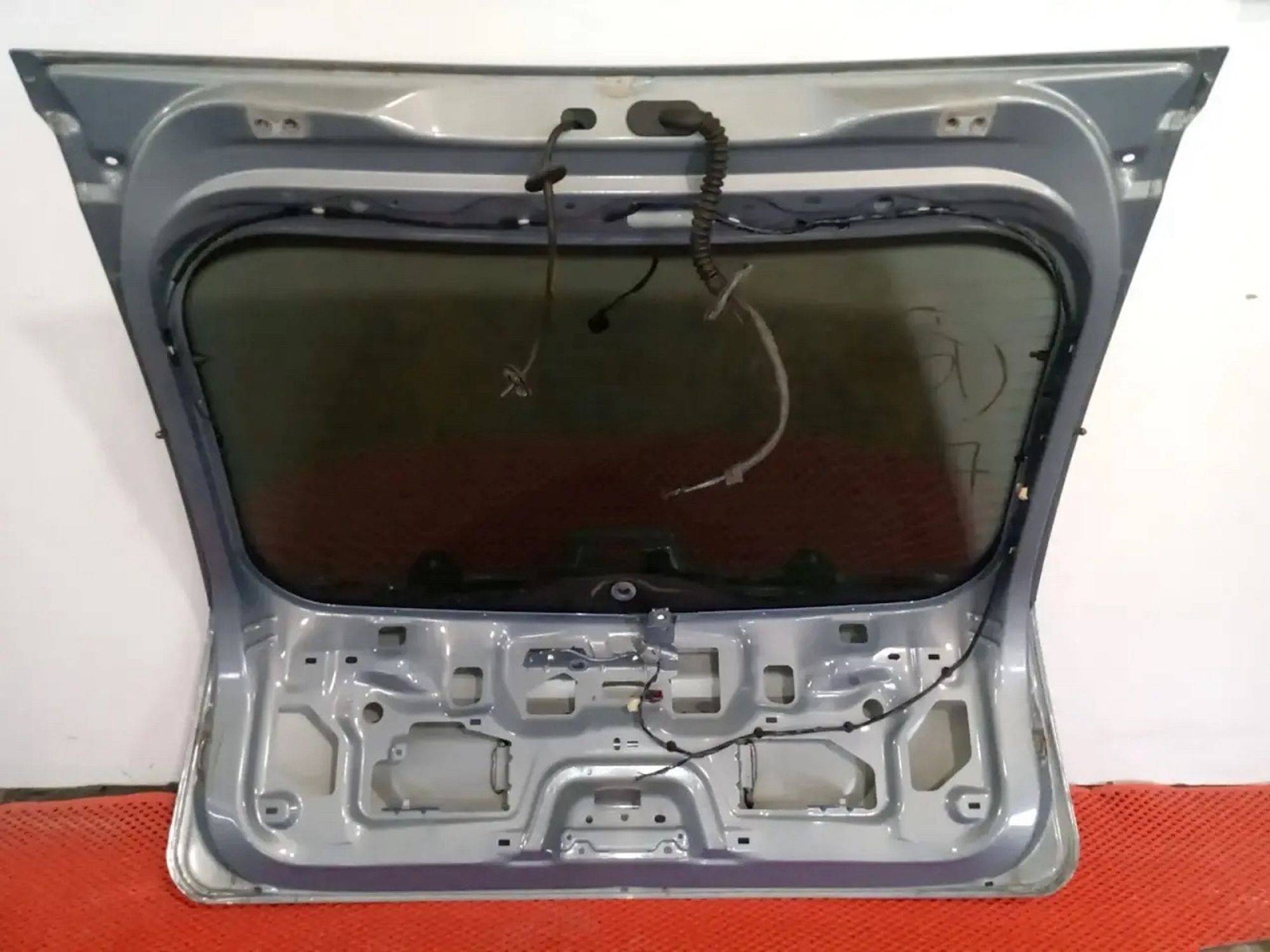 https://ycs.partsauto.market/partsauto-images/thmbs/userImages/a486c87f8955b6e25f9185efee619899/part/d4a52a04-7841-47b9-b7b7-d75481e7b0e2_1779051613440.jpg