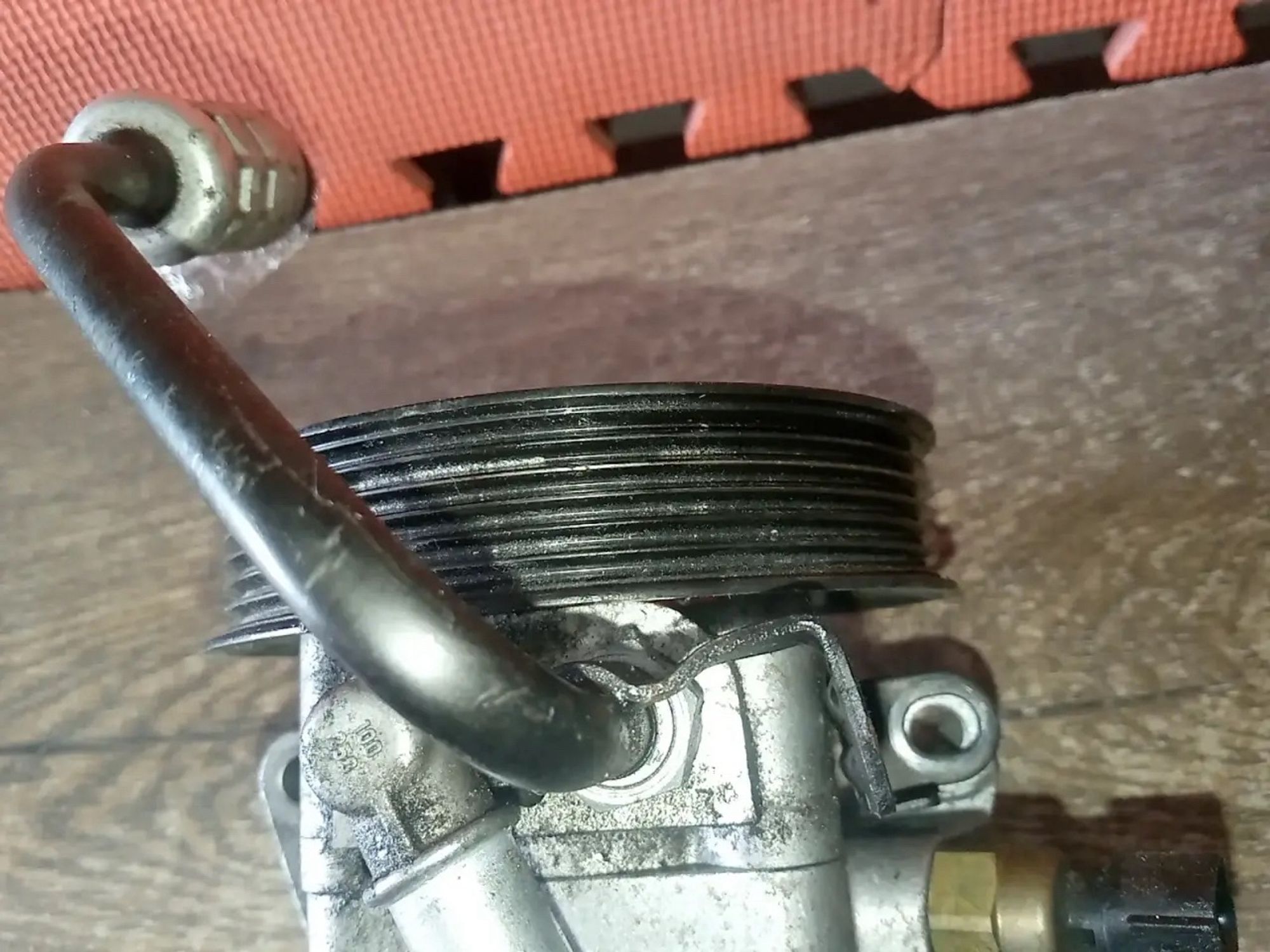 https://ycs.partsauto.market/partsauto-images/thmbs/userImages/a486c87f8955b6e25f9185efee619899/part/d56fad22-a873-4a34-946d-fd8e1c03be75_1780044088178.jpg