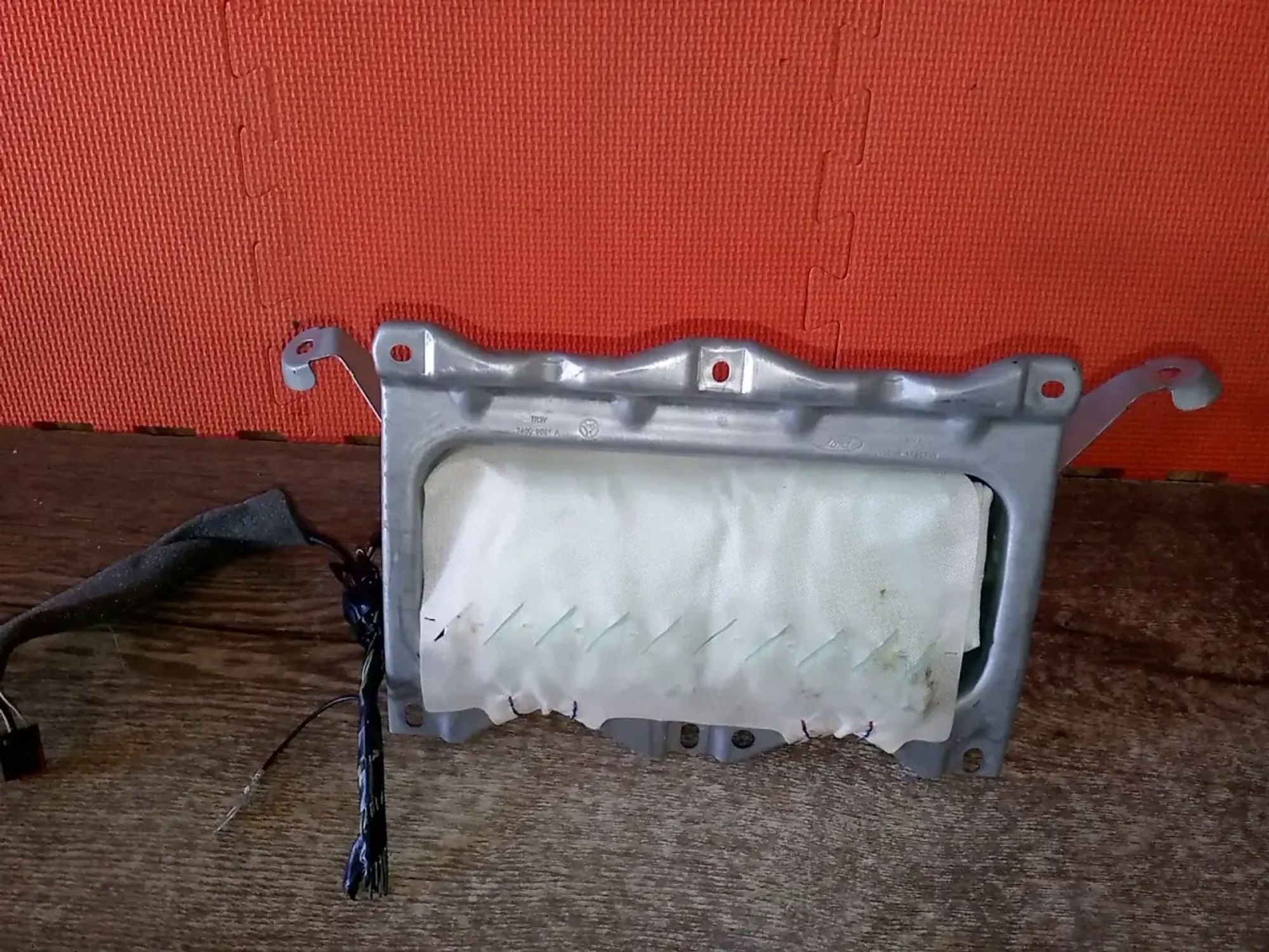 https://ycs.partsauto.market/partsauto-images/thmbs/userImages/a486c87f8955b6e25f9185efee619899/part/d5965020-0619-4629-8919-768c22d6c4ed_1779344308238.jpg