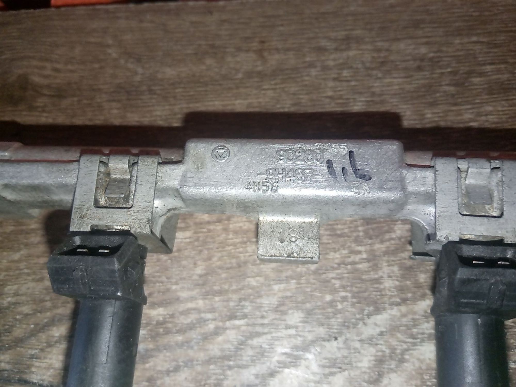 https://ycs.partsauto.market/partsauto-images/thmbs/userImages/a486c87f8955b6e25f9185efee619899/part/d60723a6-1c55-4228-adfe-45764dae565e_1782454072746.jpg