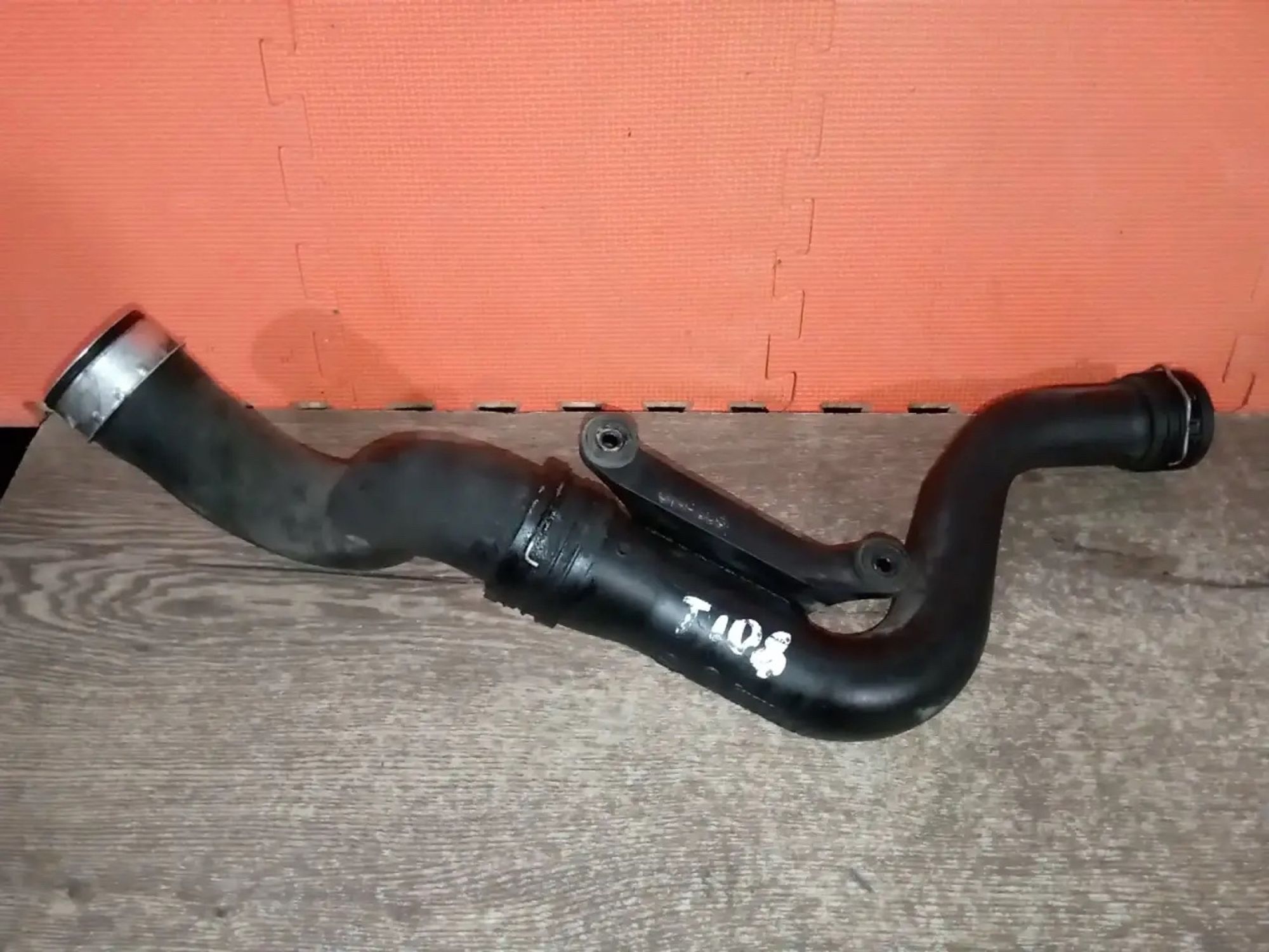 https://ycs.partsauto.market/partsauto-images/thmbs/userImages/a486c87f8955b6e25f9185efee619899/part/d83cb378-5264-4a61-88dd-30b82b141510_1786999666502.jpg