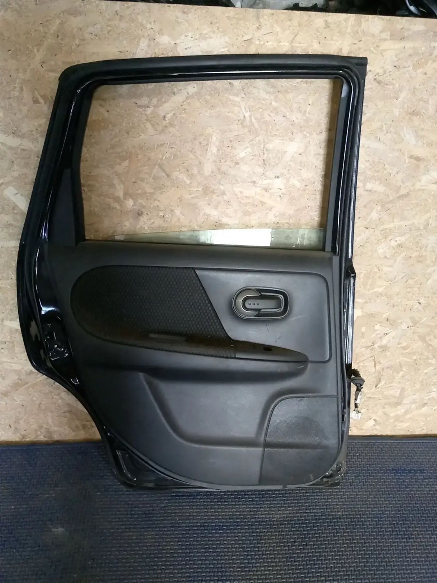 https://ycs.partsauto.market/partsauto-images/thmbs/userImages/a486c87f8955b6e25f9185efee619899/part/d8fab72c-f80a-4bc0-a343-1b79d7468e34_1787138882715.jpg