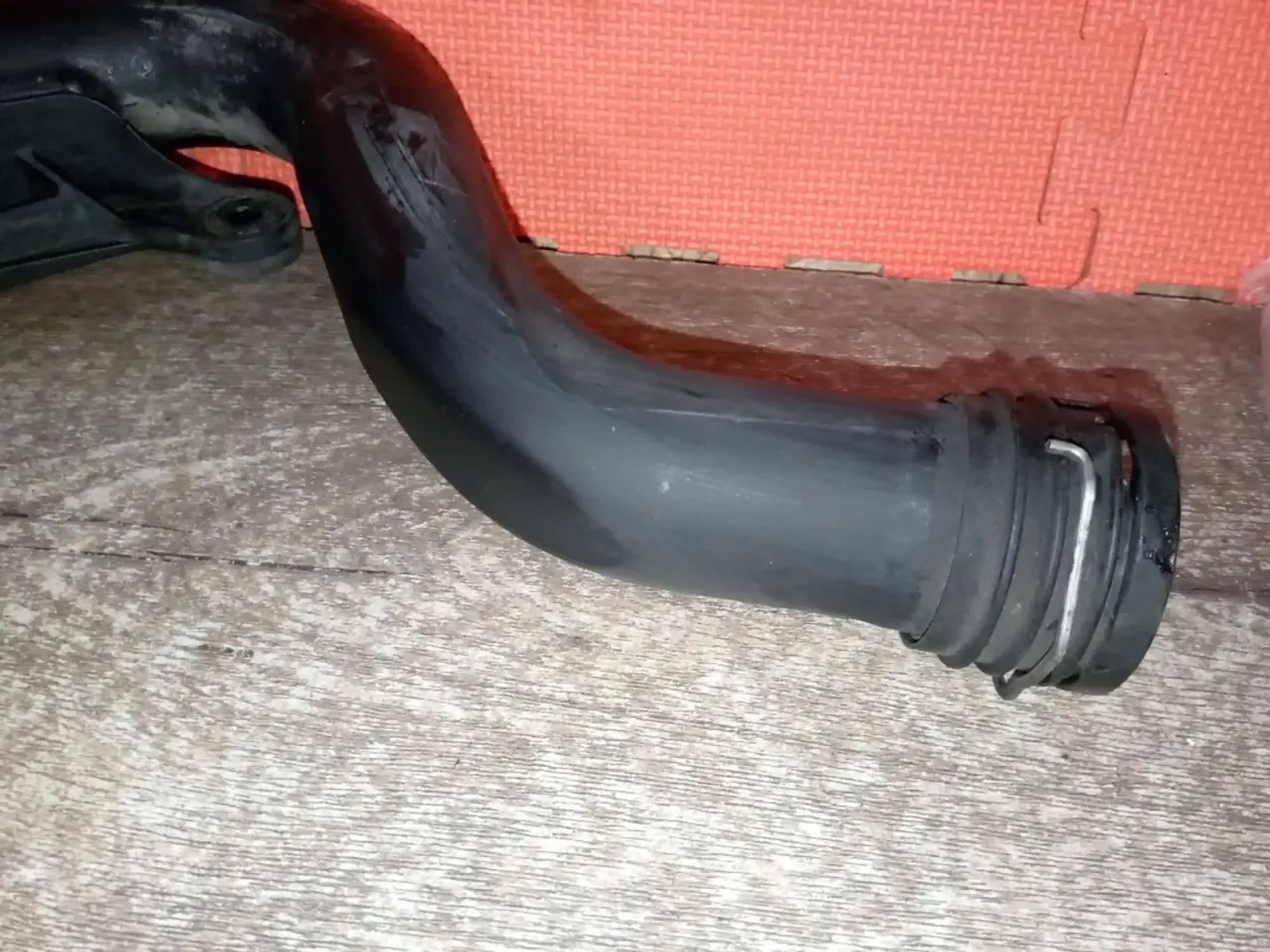 https://ycs.partsauto.market/partsauto-images/thmbs/userImages/a486c87f8955b6e25f9185efee619899/part/d912b98e-2177-4d77-91df-a6f8a53afff5_1786999688025.jpg