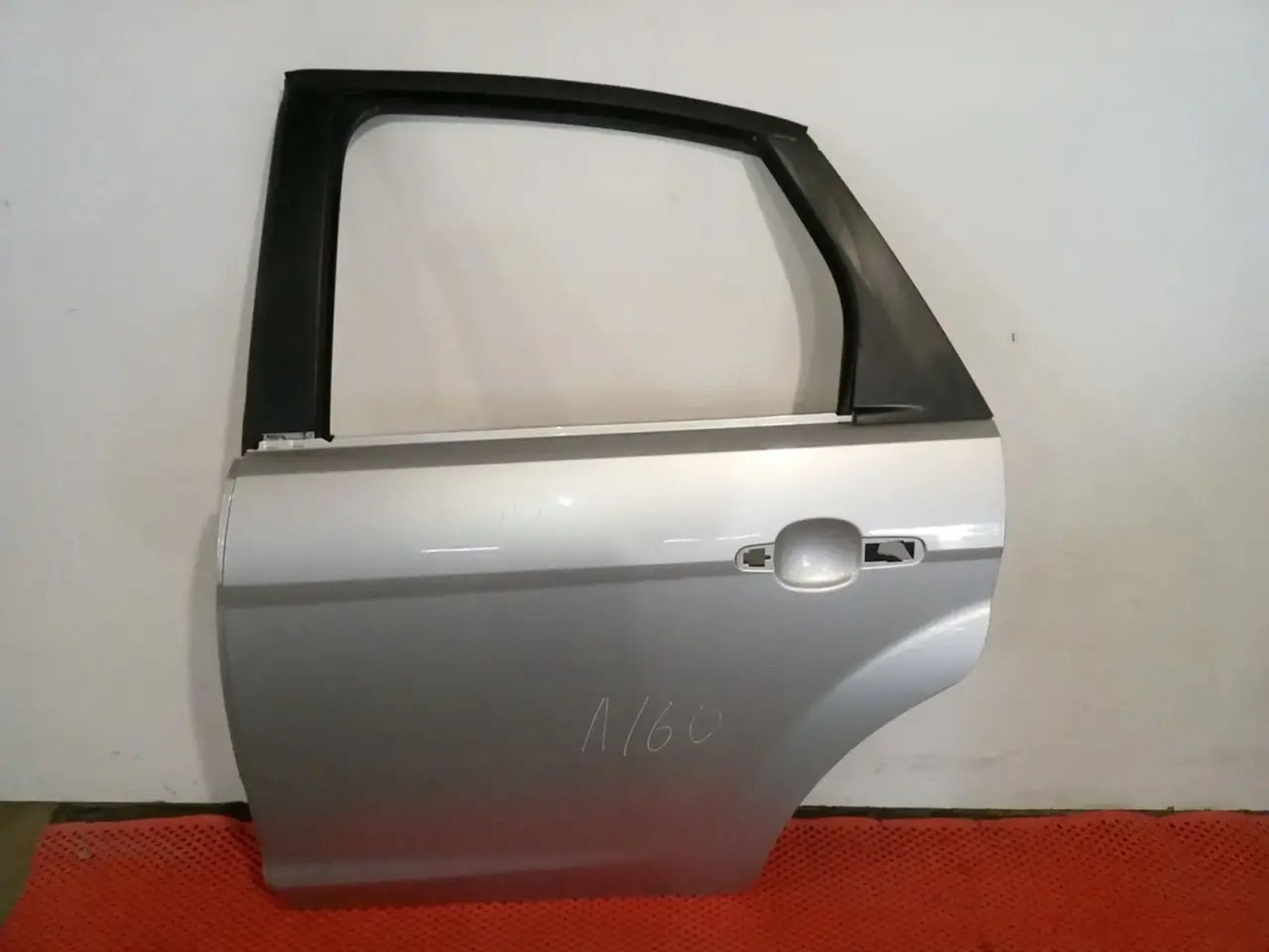 https://ycs.partsauto.market/partsauto-images/thmbs/userImages/a486c87f8955b6e25f9185efee619899/part/d98645bd-66ae-47e6-b488-ab00e27a02b4_1779051635524.jpg