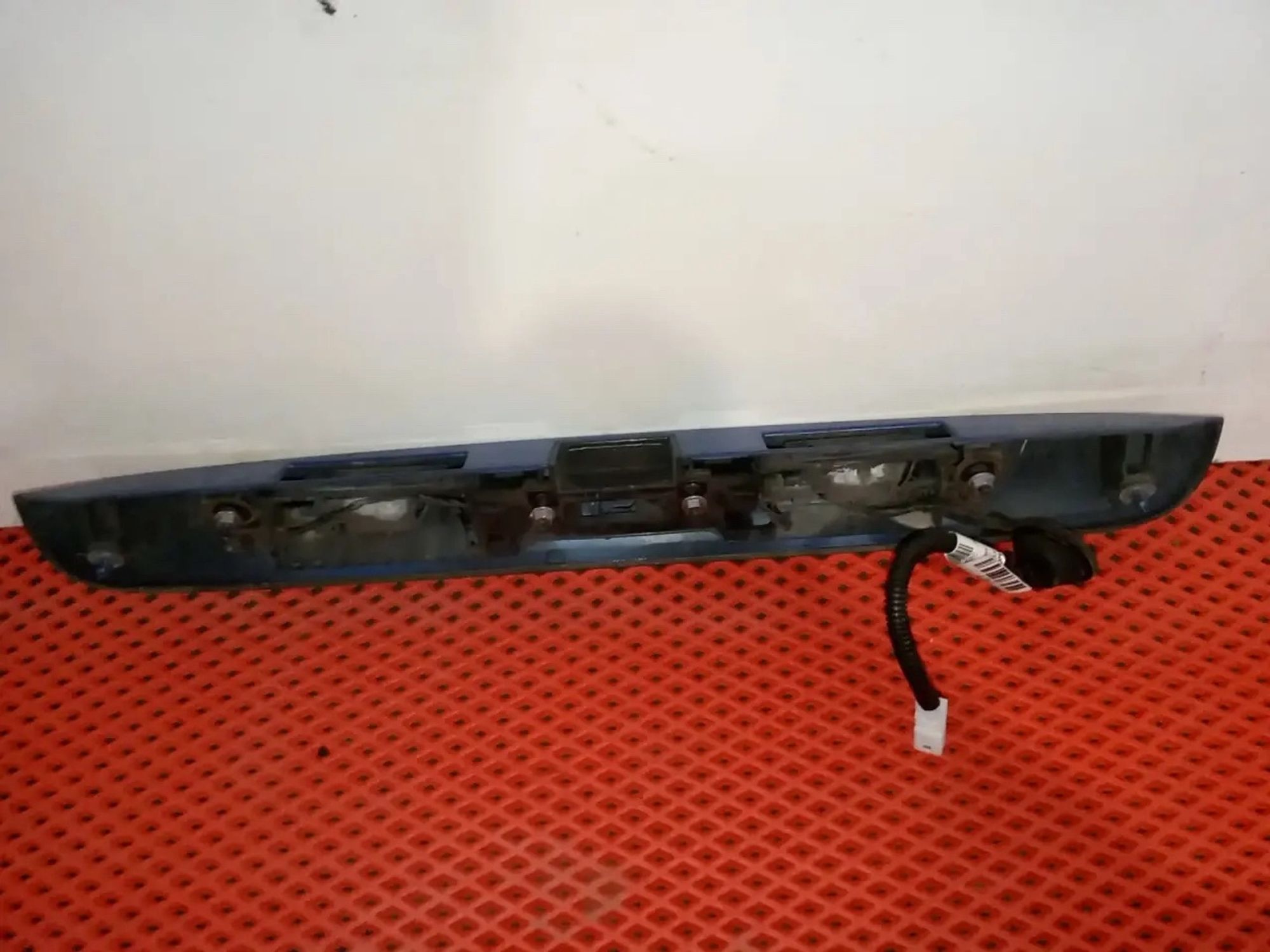 https://ycs.partsauto.market/partsauto-images/thmbs/userImages/a486c87f8955b6e25f9185efee619899/part/dc0a4b92-e45f-4b0a-b482-5d7505c9acfe_1778604481001.jpg