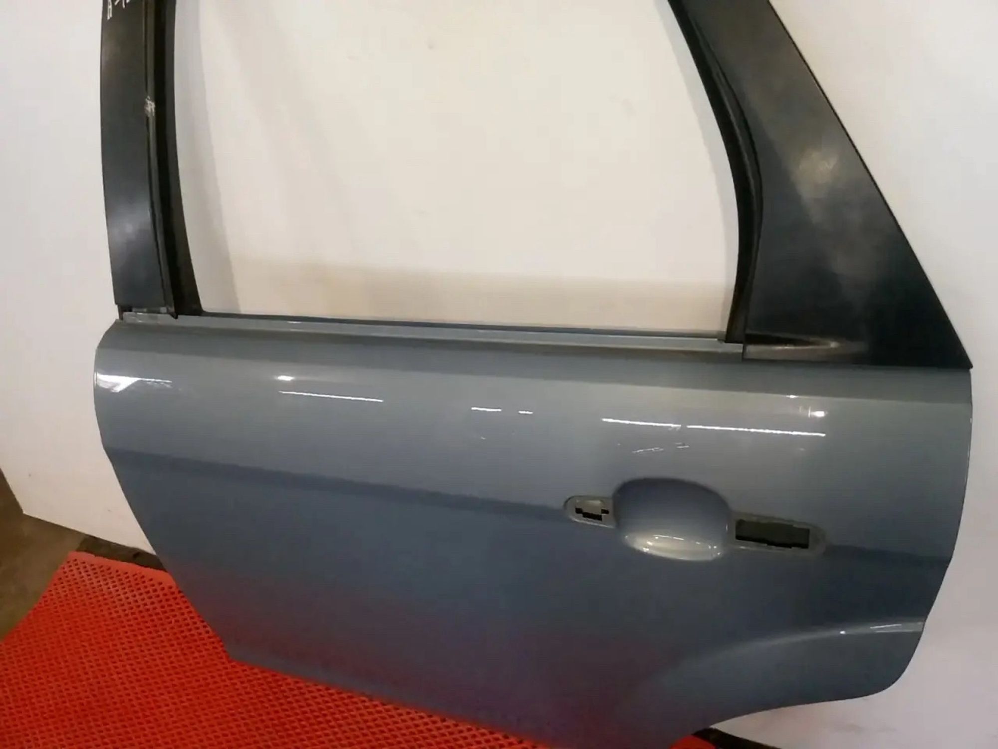 https://ycs.partsauto.market/partsauto-images/thmbs/userImages/a486c87f8955b6e25f9185efee619899/part/dca0ea17-1389-4c52-a7e9-d0af7778523a_1778653212027.jpg