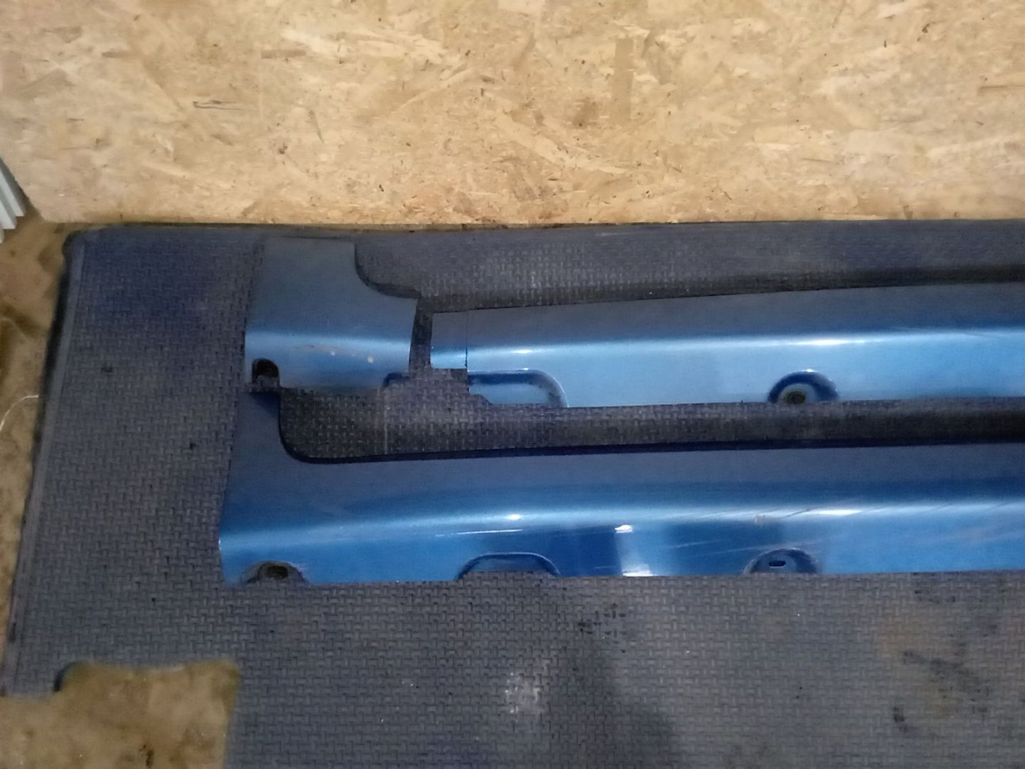 https://ycs.partsauto.market/partsauto-images/thmbs/userImages/a486c87f8955b6e25f9185efee619899/part/dd98e483-c7f1-4576-a936-6e036efd4ff3_1782455328484.jpg