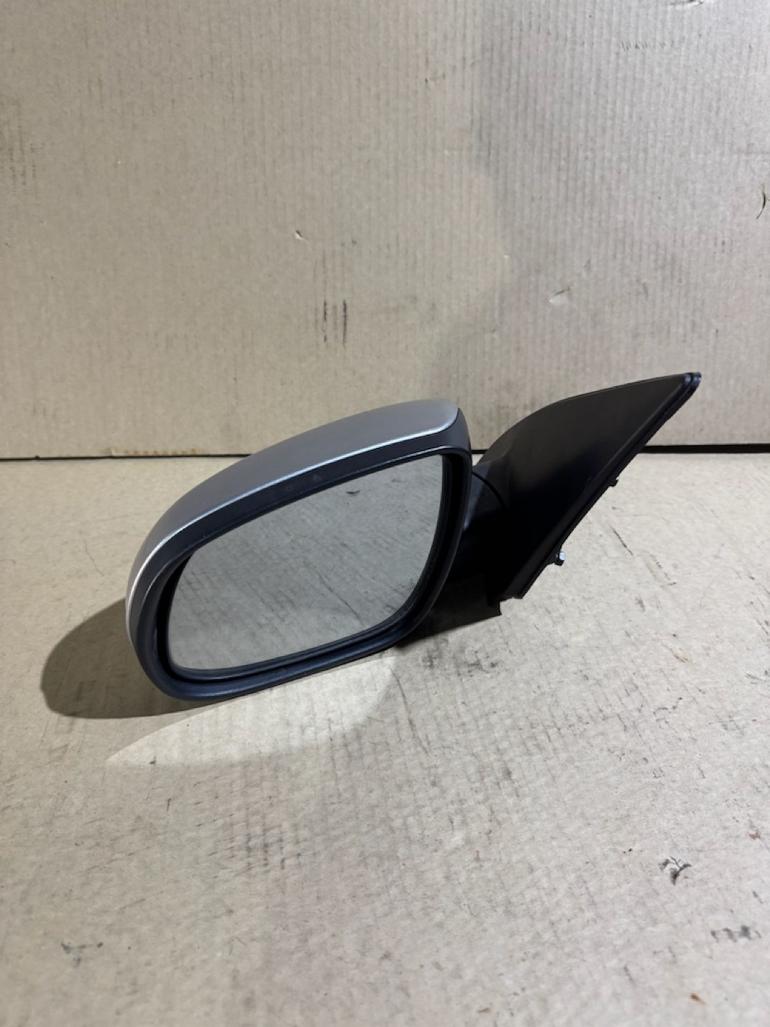 https://ycs.partsauto.market/partsauto-images/thmbs/userImages/a486c87f8955b6e25f9185efee619899/part/df0c5475-151e-4b04-83bf-0e29b7082cae_1789419887936.jpg