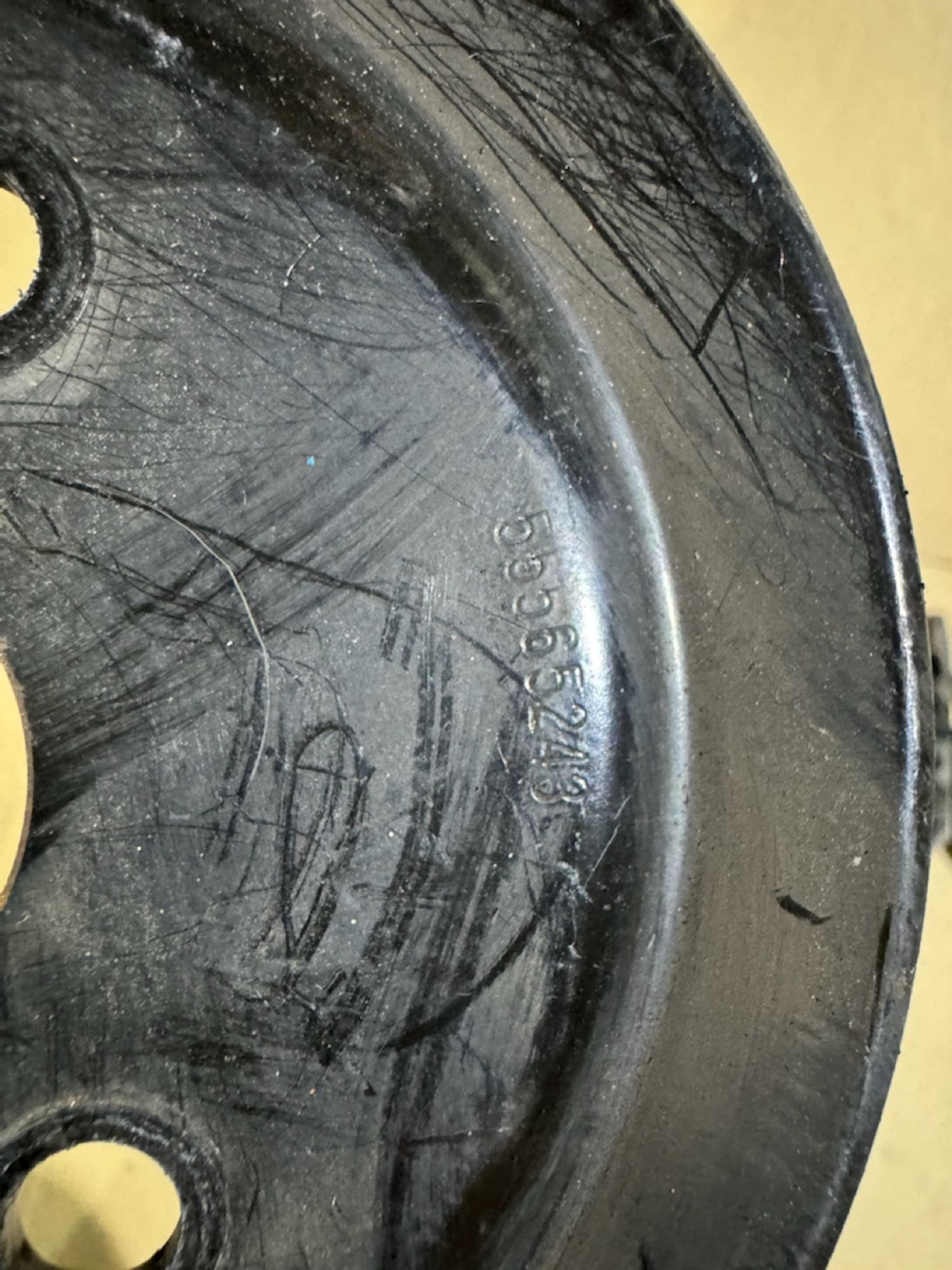 https://ycs.partsauto.market/partsauto-images/thmbs/userImages/a486c87f8955b6e25f9185efee619899/part/e0045527-76e1-4f0c-907f-21ea4a859995_1786654838876.jpg