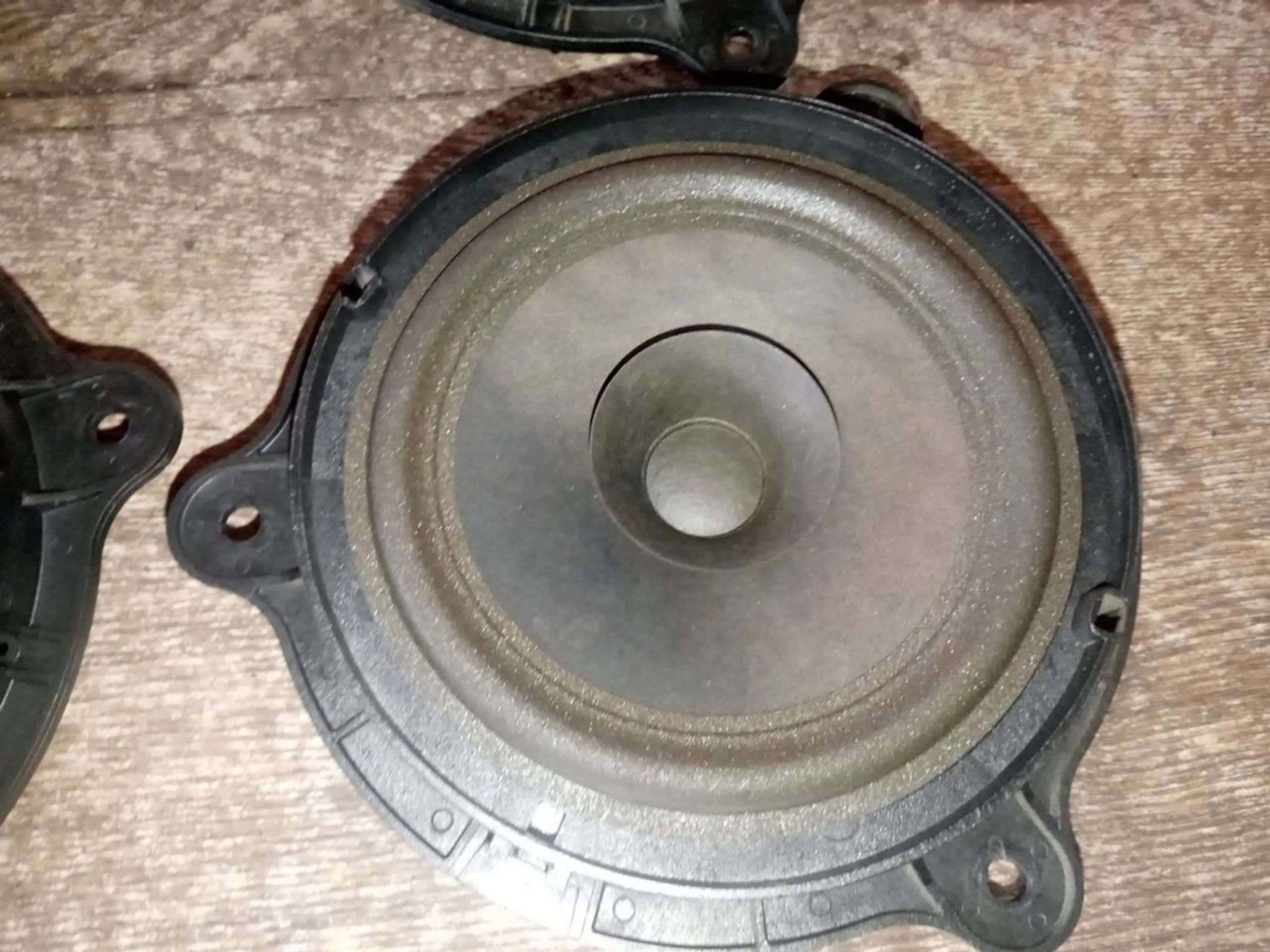 https://ycs.partsauto.market/partsauto-images/thmbs/userImages/a486c87f8955b6e25f9185efee619899/part/e05bb508-d4aa-43f4-b124-7ddc494ec129_1775856976603.jpg