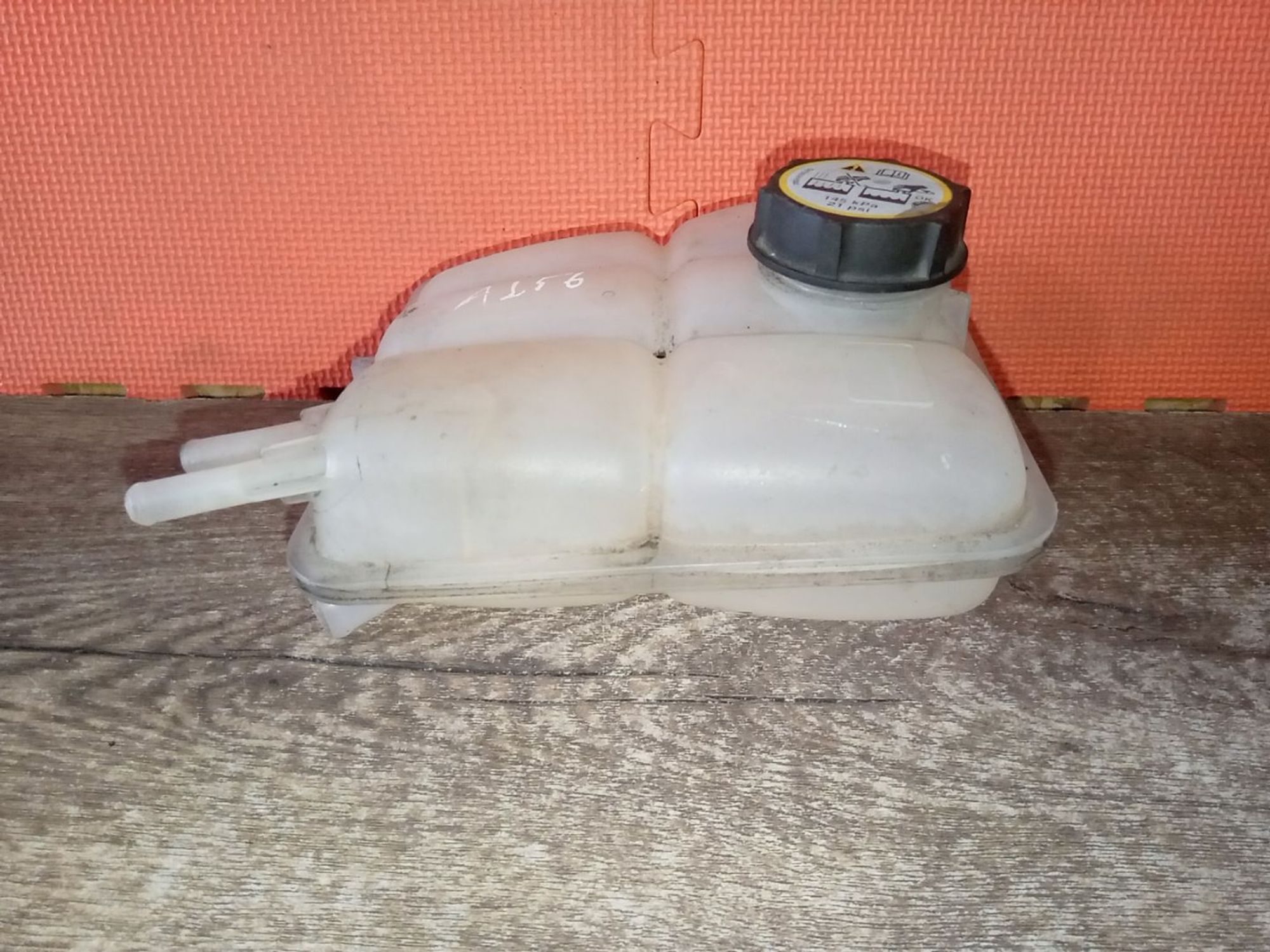 https://ycs.partsauto.market/partsauto-images/thmbs/userImages/a486c87f8955b6e25f9185efee619899/part/e09159f1-d495-47f5-a382-e53d4b353c4f_1782455646745.jpg