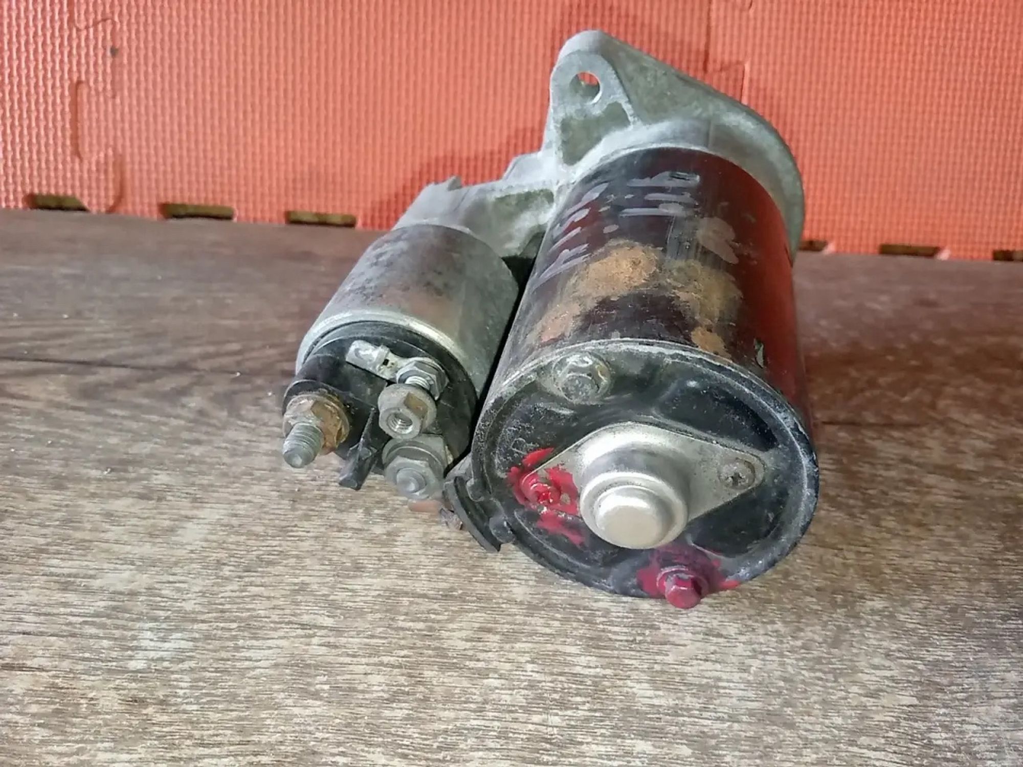 https://ycs.partsauto.market/partsauto-images/thmbs/userImages/a486c87f8955b6e25f9185efee619899/part/e25b6f4c-aa63-40d5-8555-50d801f494b1_1780044080445.jpg