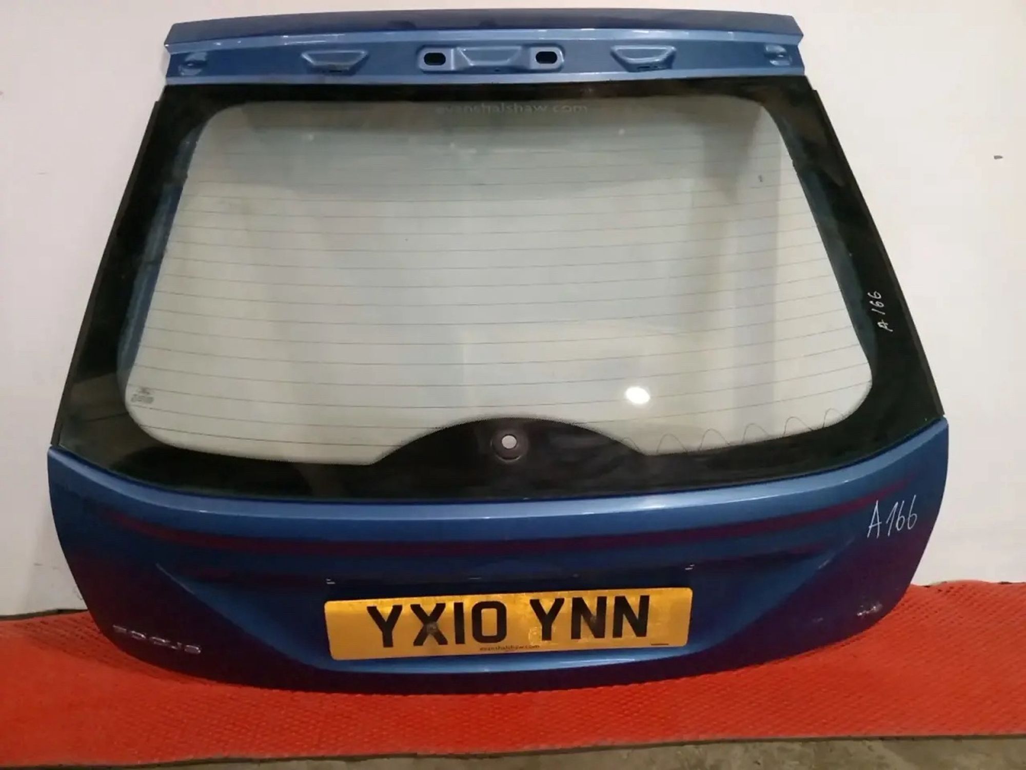 https://ycs.partsauto.market/partsauto-images/thmbs/userImages/a486c87f8955b6e25f9185efee619899/part/e2d6d8c8-7a68-43c4-a991-60687ce22906_1779051617502.jpg
