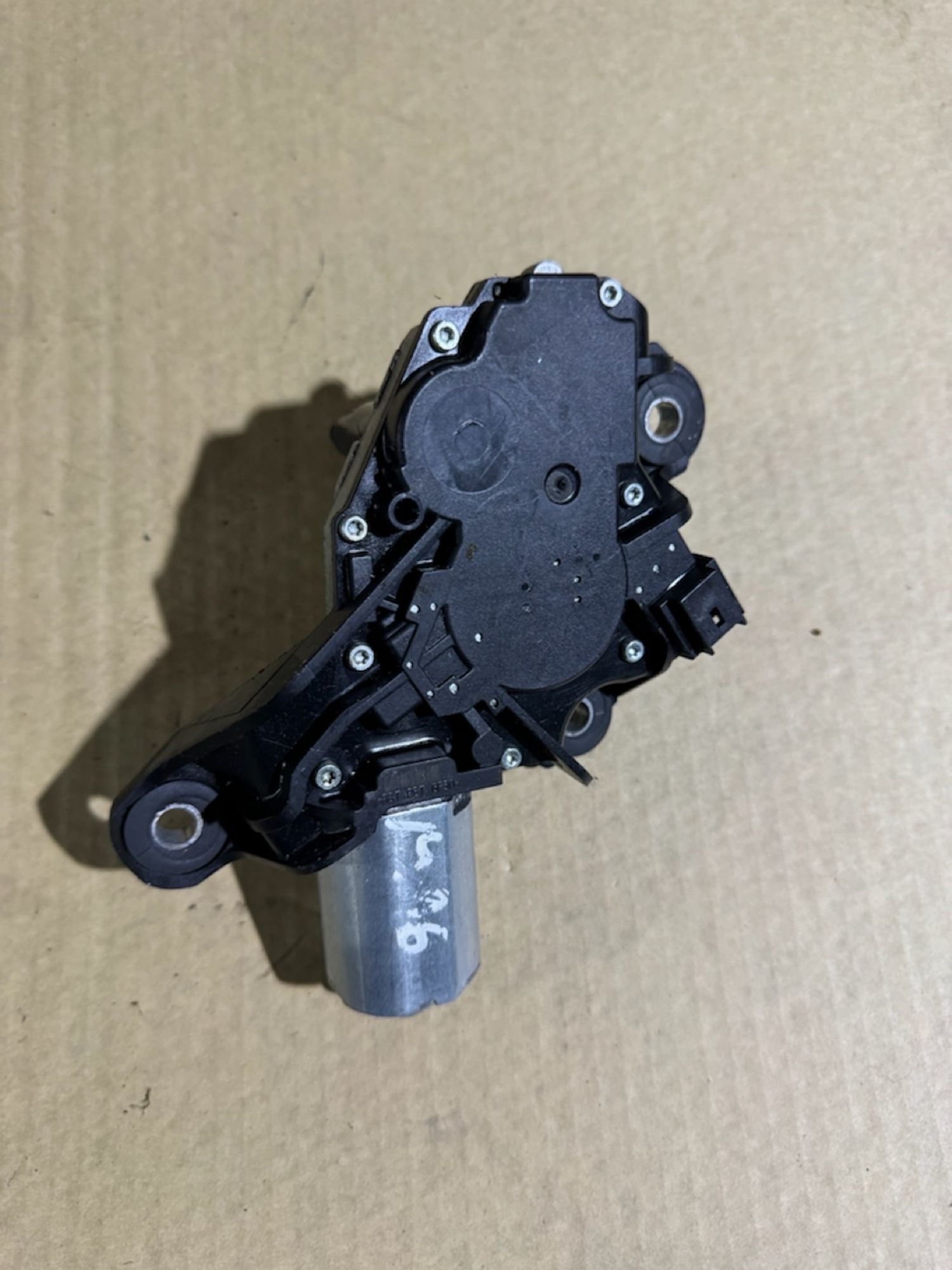 https://ycs.partsauto.market/partsauto-images/thmbs/userImages/a486c87f8955b6e25f9185efee619899/part/e389f116-ef5a-4e0e-908d-389beb59f41a_1784145270626.jpg