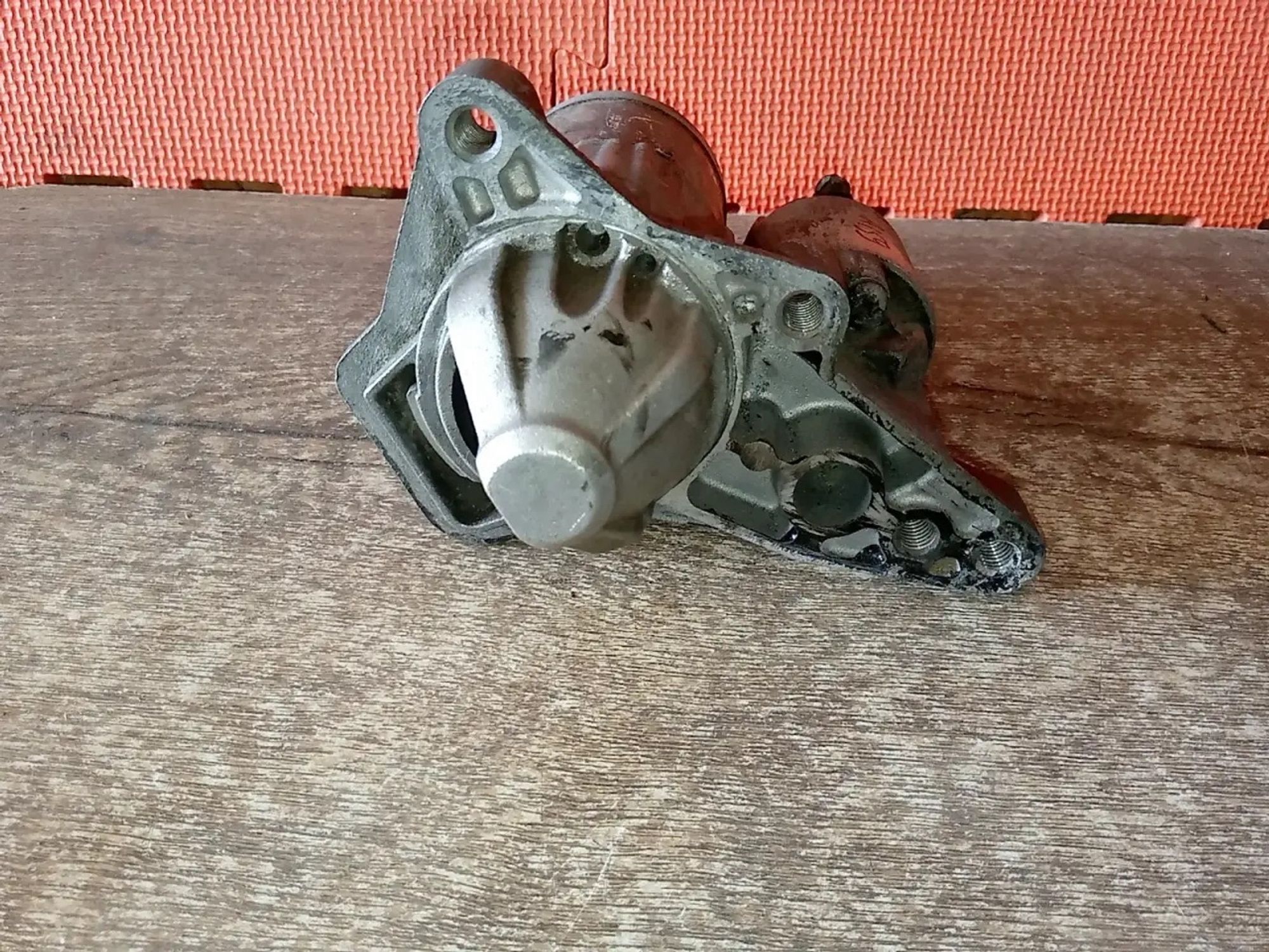 https://ycs.partsauto.market/partsauto-images/thmbs/userImages/a486c87f8955b6e25f9185efee619899/part/e558fd07-5767-4f2f-87f4-8a353684c108_1779344389312.jpg