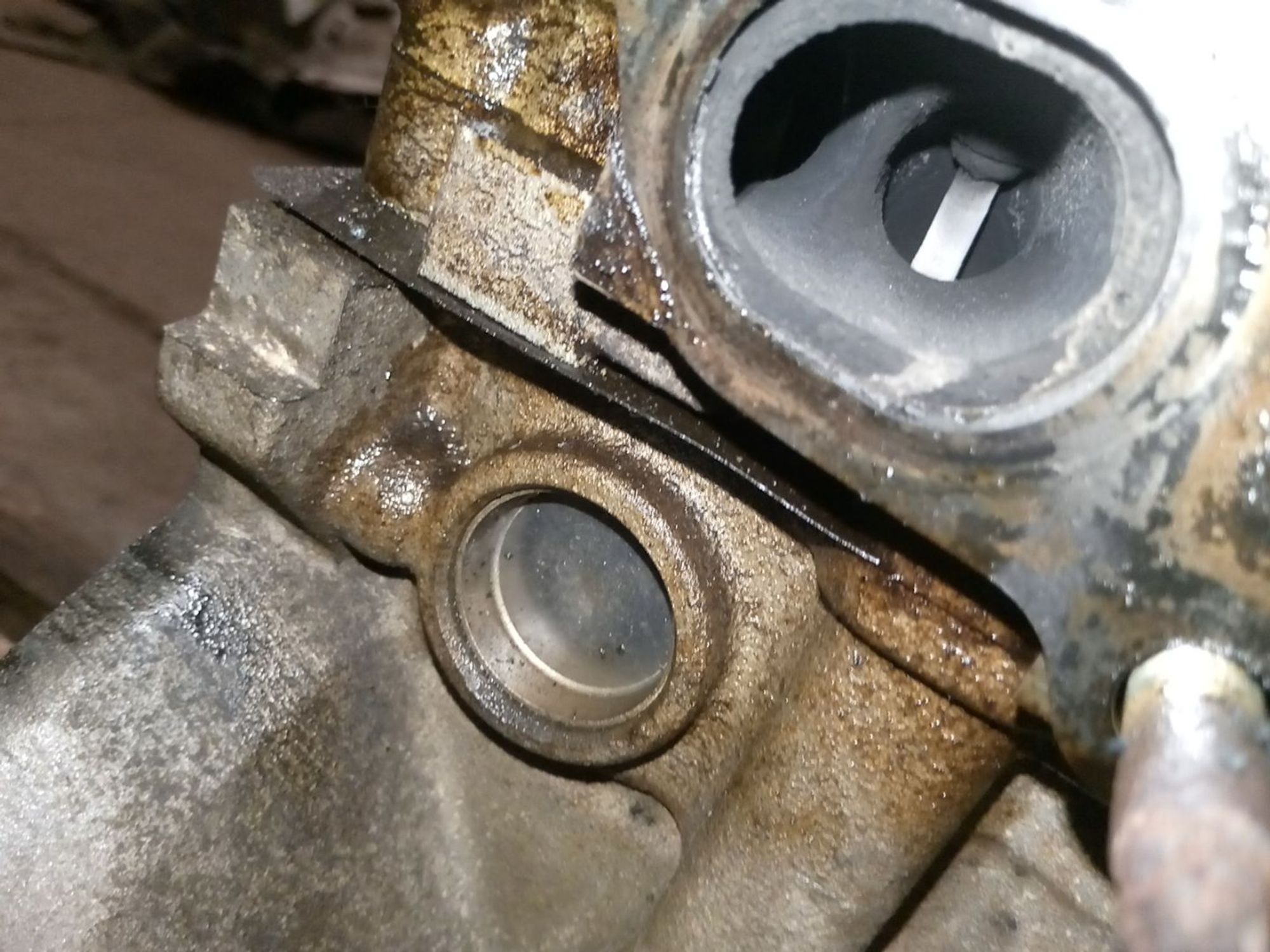 https://ycs.partsauto.market/partsauto-images/thmbs/userImages/a486c87f8955b6e25f9185efee619899/part/e65a8be2-d4e3-4e9f-bff1-f0eb5e1a3e32_1782453967698.jpg