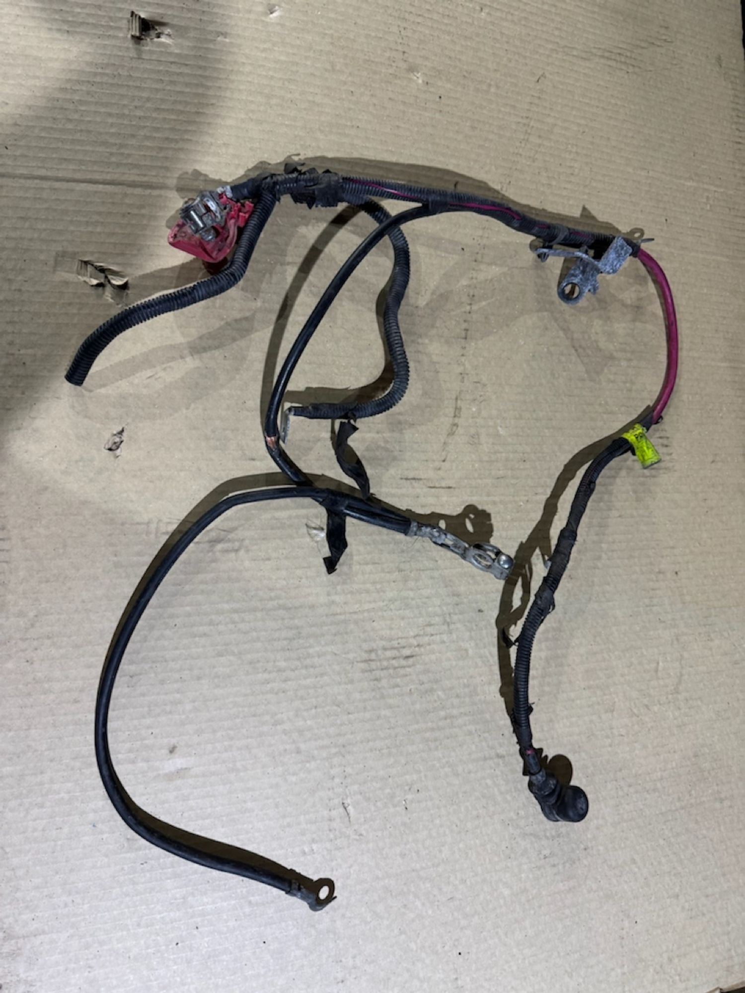 https://ycs.partsauto.market/partsauto-images/thmbs/userImages/a486c87f8955b6e25f9185efee619899/part/e6775a3c-b5e3-4d97-b7ae-eeda14e9a5bb_1785186583759.jpg